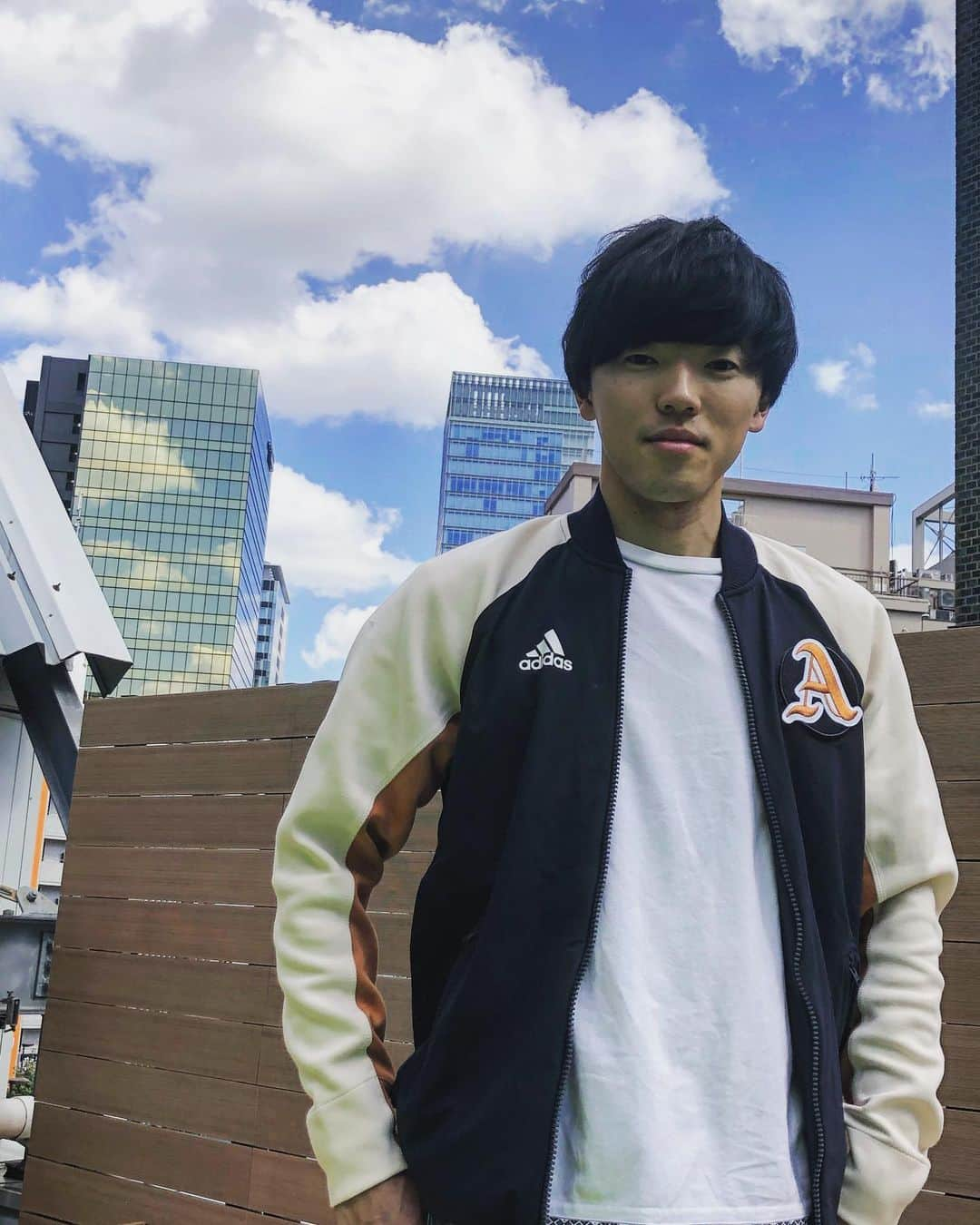 藤井快さんのインスタグラム写真 - (藤井快Instagram)「#adidas の今シーズンの新作ジャケット#VRCTJACKET !  僕が一番好きなクライミングをずっと続けるために、たくさん登って強くなっていきます！これからもよろしくお願いします！ • This is new jacket from #adidas !! Never stop climbing until I am satisfied! • #ブレない思いを胸に刻もう #werepresent @adidastokyo」9月19日 20時28分 - fujii_kokoro