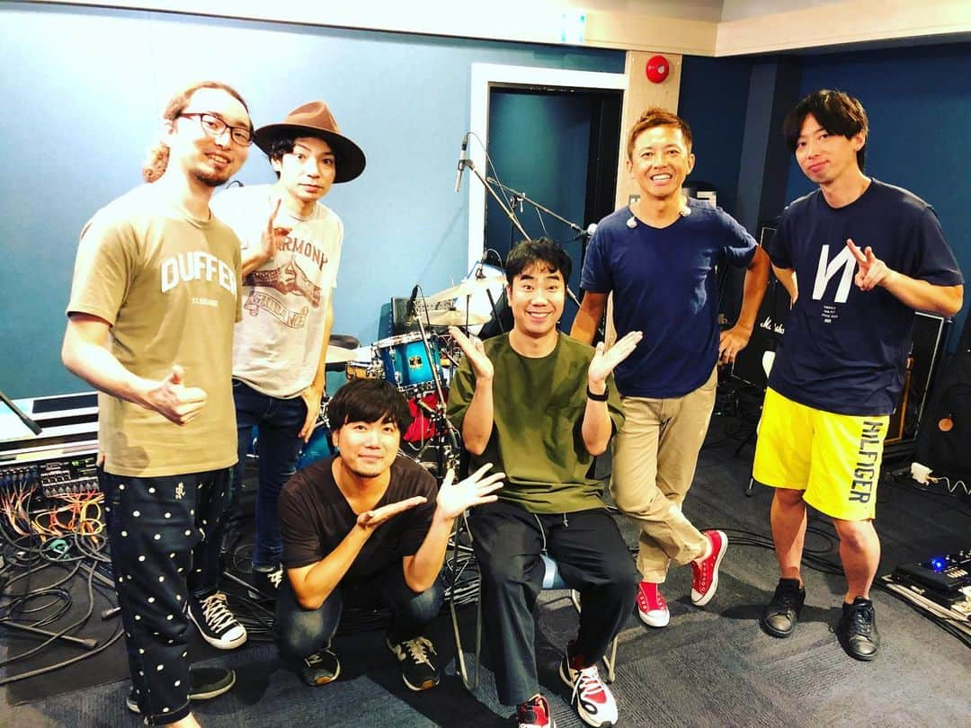 GAKU-MCさんのインスタグラム写真 - (GAKU-MCInstagram)「アカリトライブ at niko and … UNI9UE PARK’19 ！怒涛のリハーサルが終わりました。我らが ホストバンド　#リズムソムリエズ による完全生演奏の奇跡の二日間となります。それぞれのファンの方も、またアカリトライブファミリーのアミーゴ皆様も楽しめるようにココロを込めて猛練習しました。9月22日（日）、23日(月・祝) at 品川シーズンテラス イベント広場。ご来場の皆様！是非お楽しみに！　#ハジー　#藤井隆 #藤巻亮太 #Caravan  #gakumc #ガクエムシー  #詳細はプロフィールにあるリンクから僕のサイトへ　#アカリトライブ #リズムソムリエズ #中原裕章  #脇山広介 #樫村智也 #沼能友樹  #nikoand  Our next performance is Sunday and Monday at niko and... UNI9UE PARK ’19. I can’t wait !!!!」9月19日 20時51分 - gaku_mc