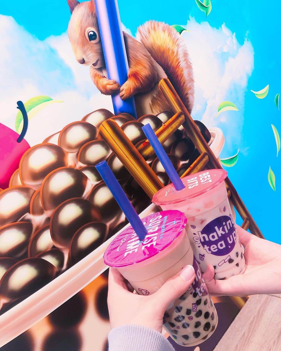 小鳩りあさんのインスタグラム写真 - (小鳩りあInstagram)「チャタイム推し♡  #タピオカ #チャタイム #タピオカトリプル #ミルクティー #merryjenny」9月19日 20時59分 - kobatoriapipi