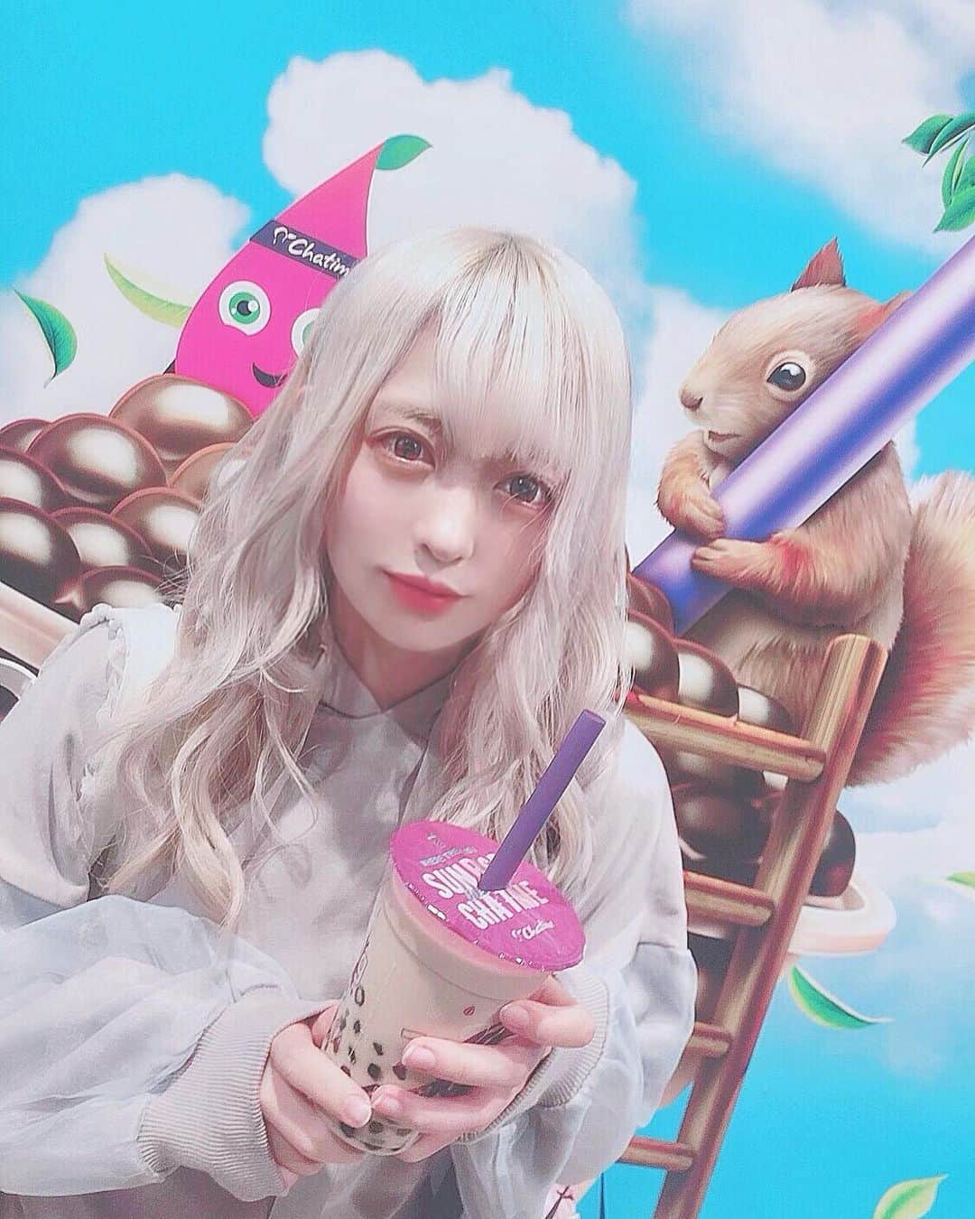 小鳩りあさんのインスタグラム写真 - (小鳩りあInstagram)「チャタイム推し♡  #タピオカ #チャタイム #タピオカトリプル #ミルクティー #merryjenny」9月19日 20時59分 - kobatoriapipi