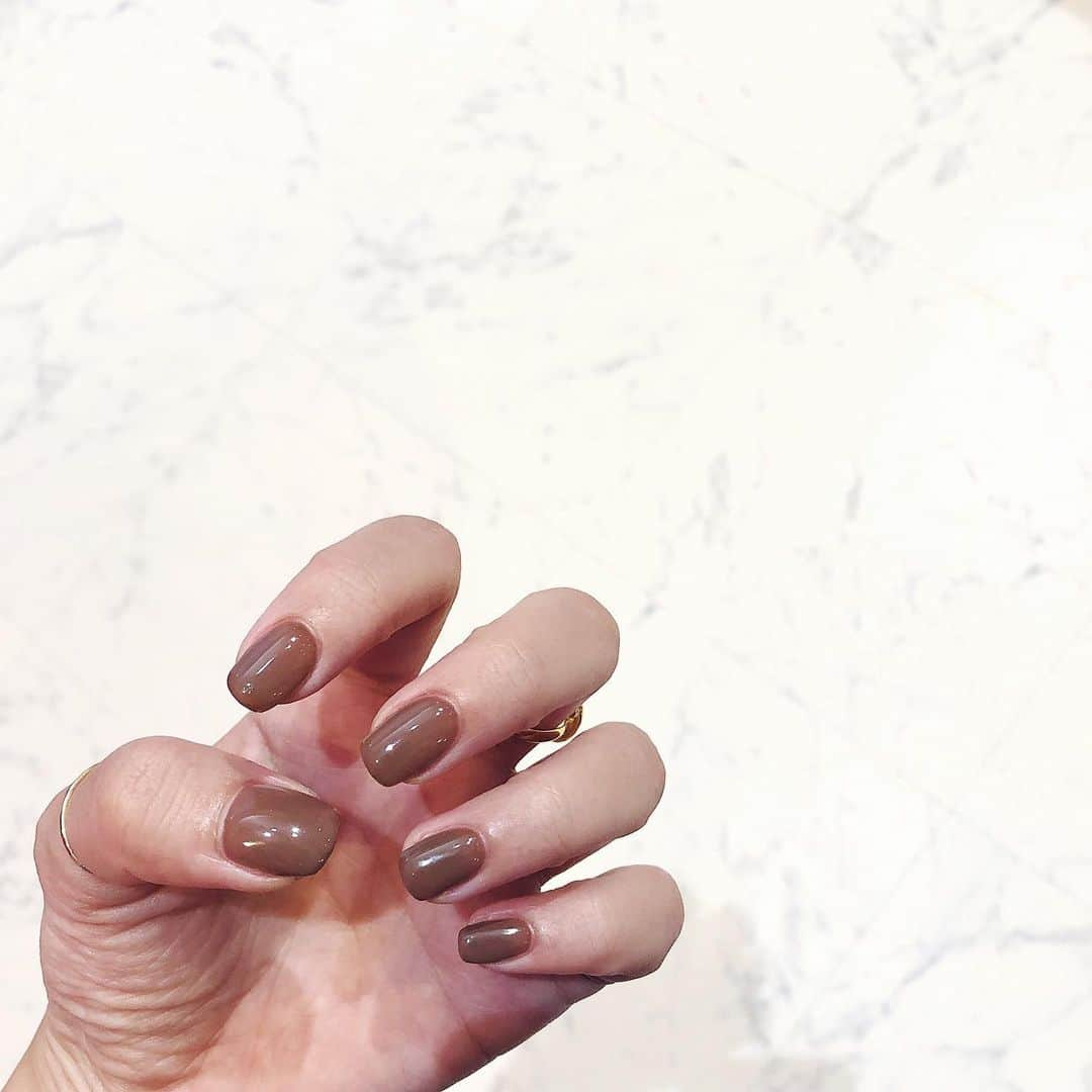 藤原菜摘さんのインスタグラム写真 - (藤原菜摘Instagram)「brown nail🍂 #natsumi_nail_ #menail #心斎橋ネイル」9月19日 20時54分 - natsumi_fujiwara