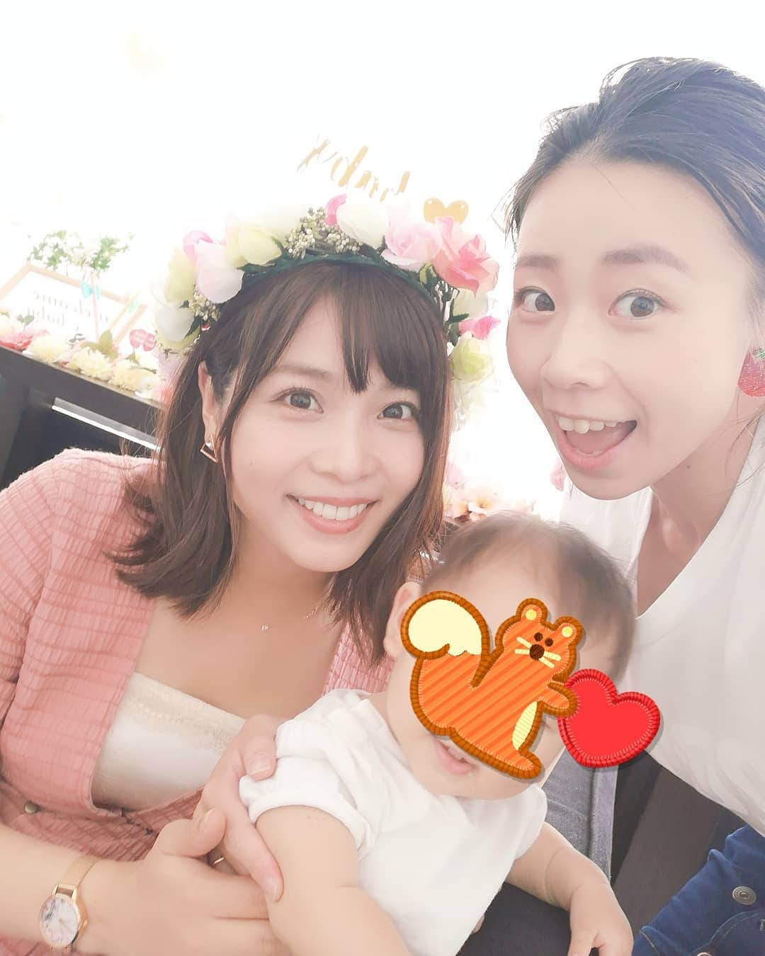 畠山智妃さんのインスタグラム写真 - (畠山智妃Instagram)「見た目は当然だけど、 それだけではなくって、 人柄って、顔に出るょね(*´ω｀*) そんなことも込みで まみたんはとっても美しい✨  当時はあんまり深く関わりなかったんたんだけど（笑）💦 ステージを一緒に作ろう!!いーもの作ろう!!っていう絆はあったけどね✨  今になって、 こうやって遊んだり話したりさせてもらって、今更気づいたまみたんの可愛さ❤ 「遅いよ!!」ってファンの方に怒られてしまうかもしれないけど(；´Д｀) 今からでも遅くないよね😁✨ 素敵な旦那さまと、 かわいいベビたんと温かい家庭を築いてくださいませ❤  #加藤雅美  #sdn48」9月19日 21時03分 - chaki_wooper