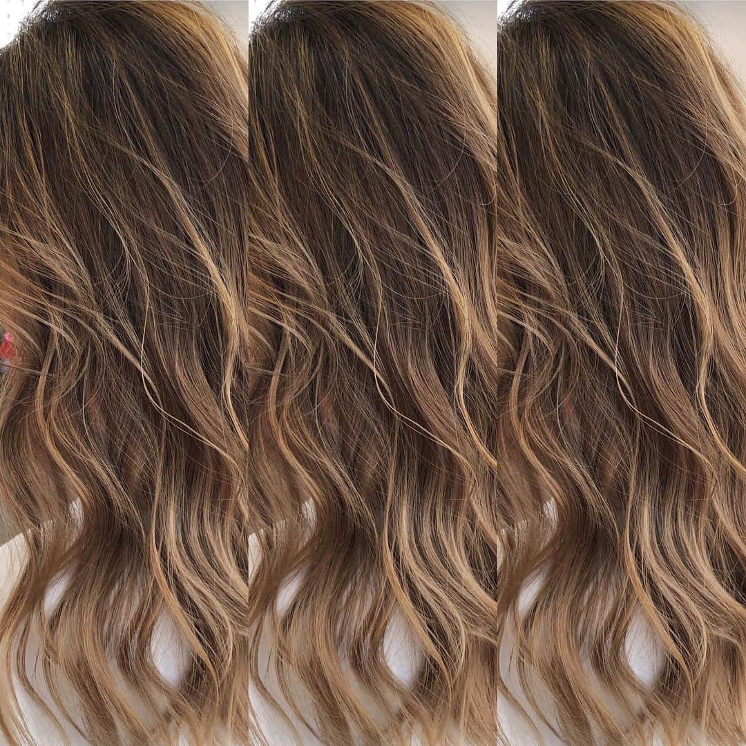 神能裕貴のインスタグラム：「【超リアル海外ヘアー / バレイヤージュ】 海外志向なお客様へ. #SHIMA#ハイライト#バレイライト#バレイヤージュ#海外ヘアー#リアル海外ヘアー」