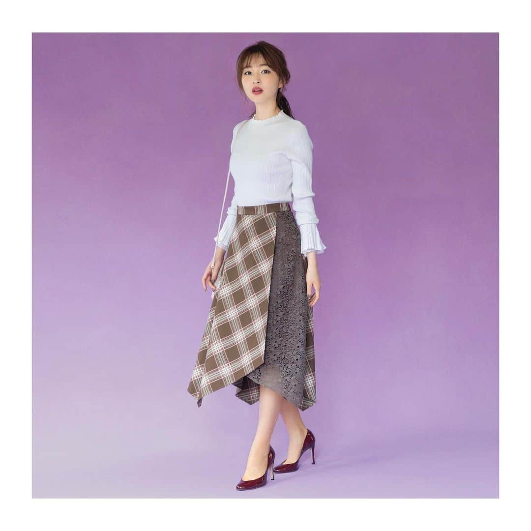 WILLSELECTION OFFICIALさんのインスタグラム写真 - (WILLSELECTION OFFICIALInstagram)「・ ・ 2019 Autumn Collection ・ ・ ✴︎knit ¥8,900+tax ✴︎skirt ¥16,000+tax ・ ・ ・ #WILLSELECTION #ウィルセレクション  #上西星来 @seira_jonishi_tpd」9月19日 21時12分 - willselection_official