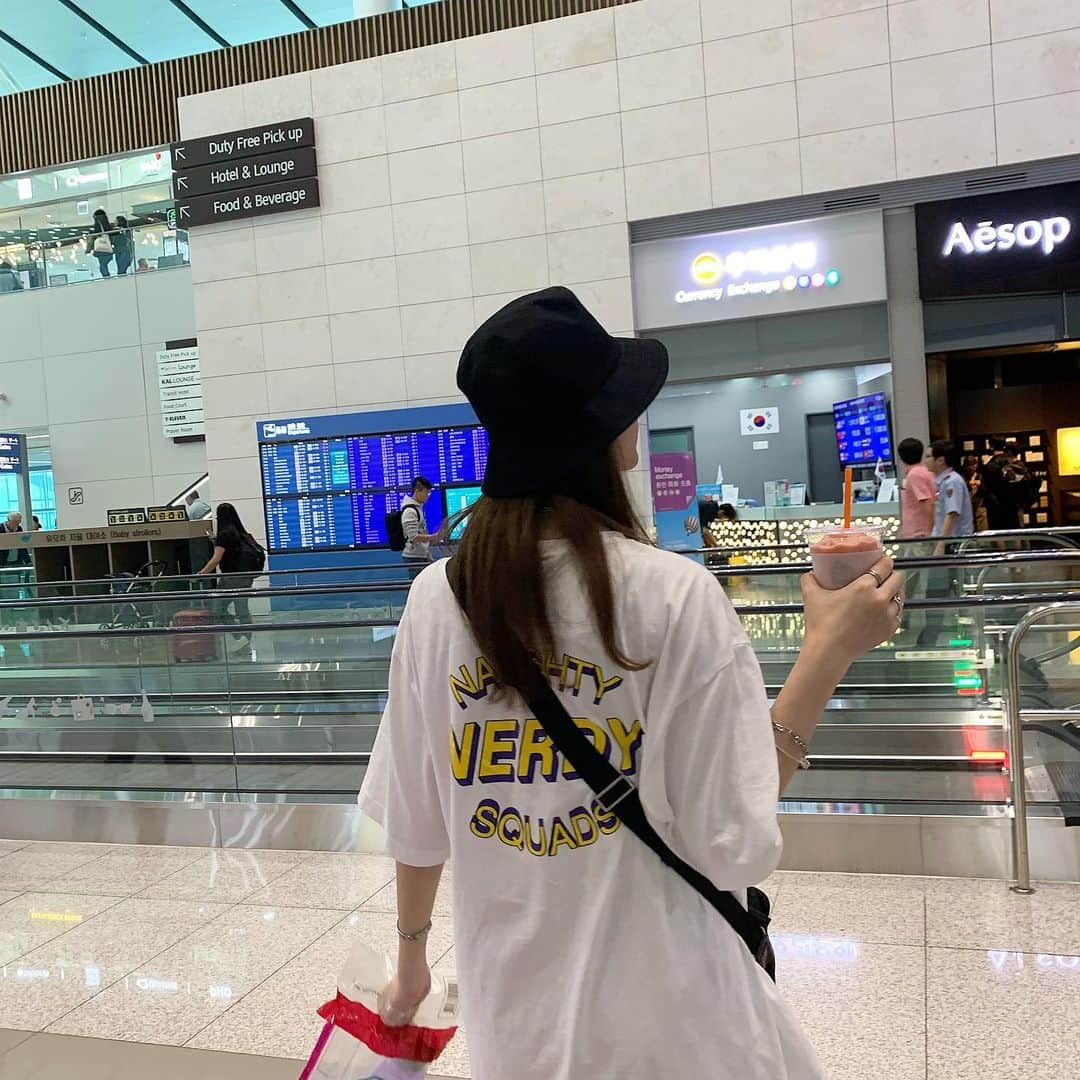 小山莉奈さんのインスタグラム写真 - (小山莉奈Instagram)「조금 전의 추억~♡♡ 🇰🇷✈️💭💖」9月19日 21時19分 - koyama_rina