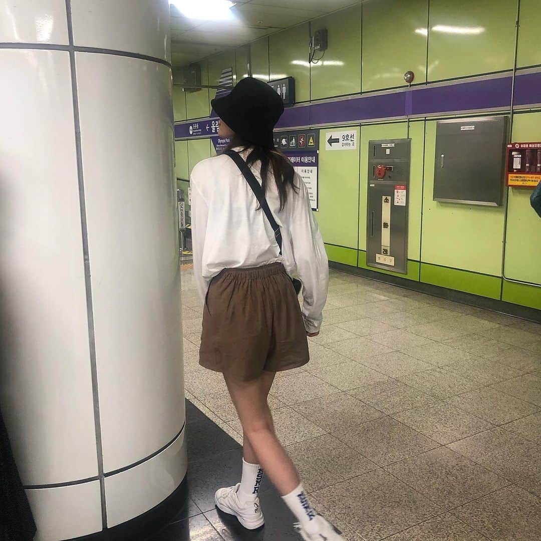 小山莉奈さんのインスタグラム写真 - (小山莉奈Instagram)「조금 전의 추억~♡♡ 🇰🇷✈️💭💖」9月19日 21時19分 - koyama_rina