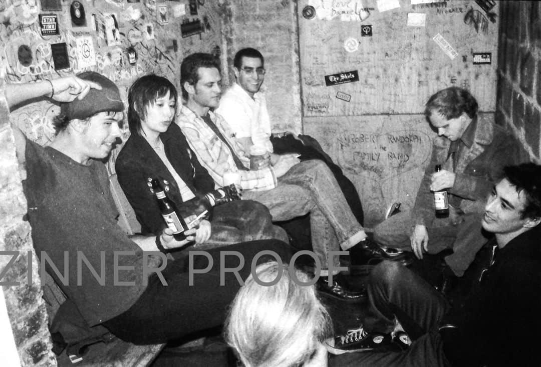 Karen Oさんのインスタグラム写真 - (Karen OInstagram)「Back in the day double billing with our closest colleagues, conspirators and idols @liarsliarsliars, crowded into a cell at #maxwells in Hoboken, there but not there, if not for @little_vampire with his camera it would be long gone sucker.  Glad to have the strange proof: Zinner Proof ❤️ #yyys #2001 #meetmeinthebathroom art show」9月19日 13時41分 - ko