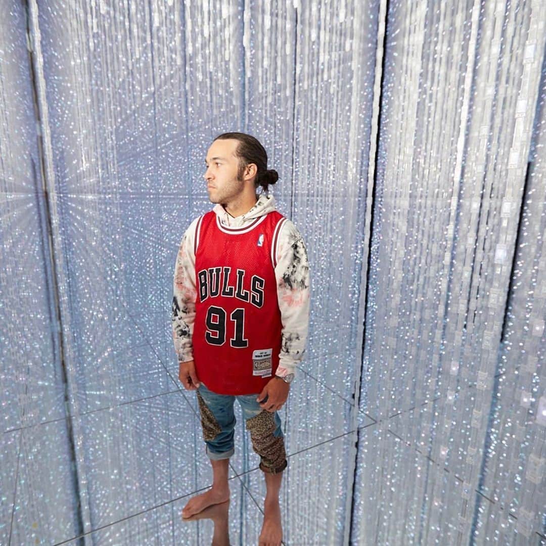 ピート・ウェンツのインスタグラム：「Going off the rails on a crazy train.」