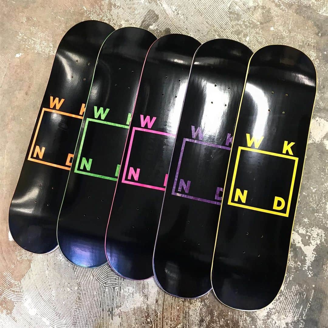 のインスタグラム：「またまたデッキが大量に入荷です💁‍♂️WKND, GIRL, CHOCOLATE, LESQUE, 種類も豊富に取り揃えました🙌 #wkndskateboards #girlskateboards #chocolateskateboards #lesqueskateboards #deck #デッキ #skateboard #skateboarding #skater #カリフォルニアストリート #カリスト #スケートボード #スケボー #スケーター #californiastreet #calst」
