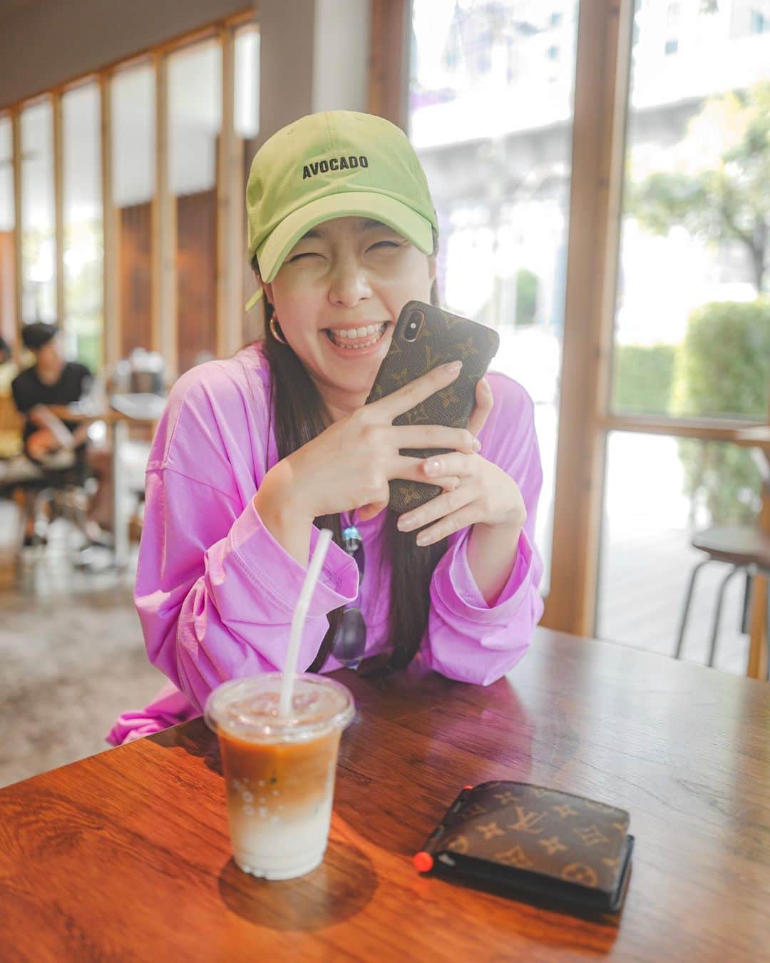 のインスタグラム：「_* customize your own 🖤 @just.incasee . . หนูช๊อบชอบบบ  #gomdorishotz」