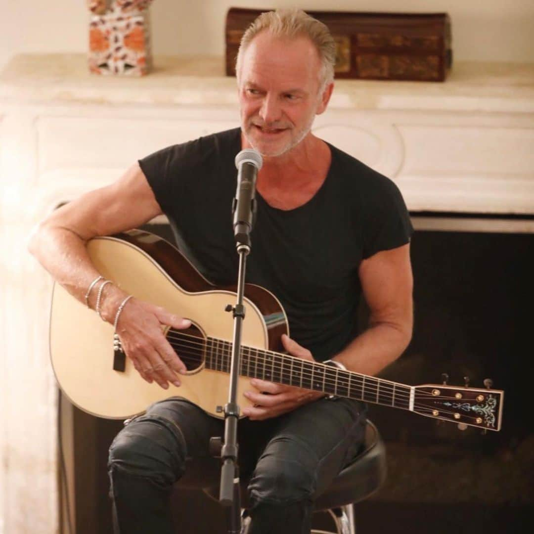 スティングさんのインスタグラム写真 - (スティングInstagram)「Performing some songs from “The Last Ship.” Thank you @ctgla. See you at the Ahmanson Theater in January. For ticket information: www.centertheatregroup.org. Photo by Steve Cohn Photography.」9月19日 17時17分 - theofficialsting