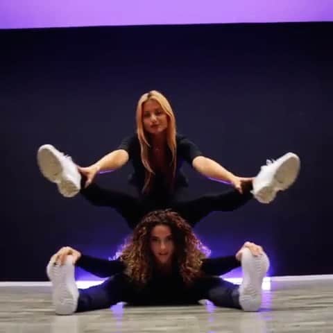 Nature|Folk|Portrait|Videoのインスタグラム：「━━━━━━━━━━━━━━━━━━━ w/ @sofiedossi @montanatucker & @phillipchbeeb | 🎥: @redllama.media | 🎼: love be like (remix) @masego (feat. JR jarris)  Congratulations!  Selection by  @unsalsicilli ━━━━━━━━━━━━━━━━━━━ Team #ig_mood @unsalsicilli @humanistanbul @gizemparlak_ @emili35 @hakancgrn @gulumsedunya @semihcevval @gulperi_karademir @celilbezeng ━━━━━━━━━━━━━━━━━━━ Community @moodcommunity General Tag #moodcommunity ━━━━━━━━━━━━━━━━━━━ #dance」