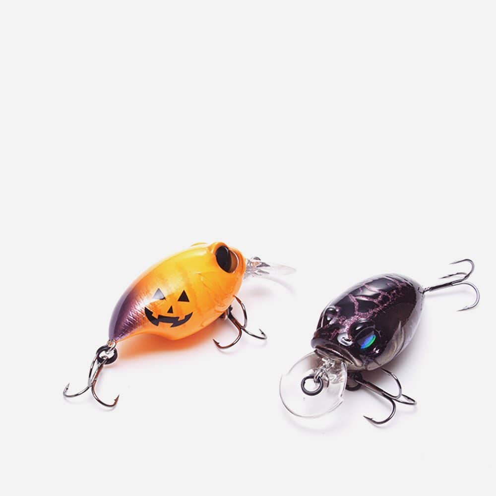 Megabass Inc.のインスタグラム：「今年のオンライン限定ハロウィンカラー！ 光の加減でカボチャ模様やクラックの割れ目の隙間からラメが見え隠れ。 特にグリフォンは小粒でキュートです。 #megabass #メガバス #Mymegabass #メガバスオンラインショップ #受注生産 #ハロウィン #ハロウィーン #ハロウィン2019 #ハロウィーン2019 #2019ハロウィン #2019ハロウィーン #halloween #halloween2019 #2019halloween #popx #popmax #griffon #Gatta-X #ポップX #ポップMAX #グリフォン #ガッタX #ハロウィンカラー #ハロウィンルアー #ハロウィン限定 #MegabassPremium #メガバスプレミアム」