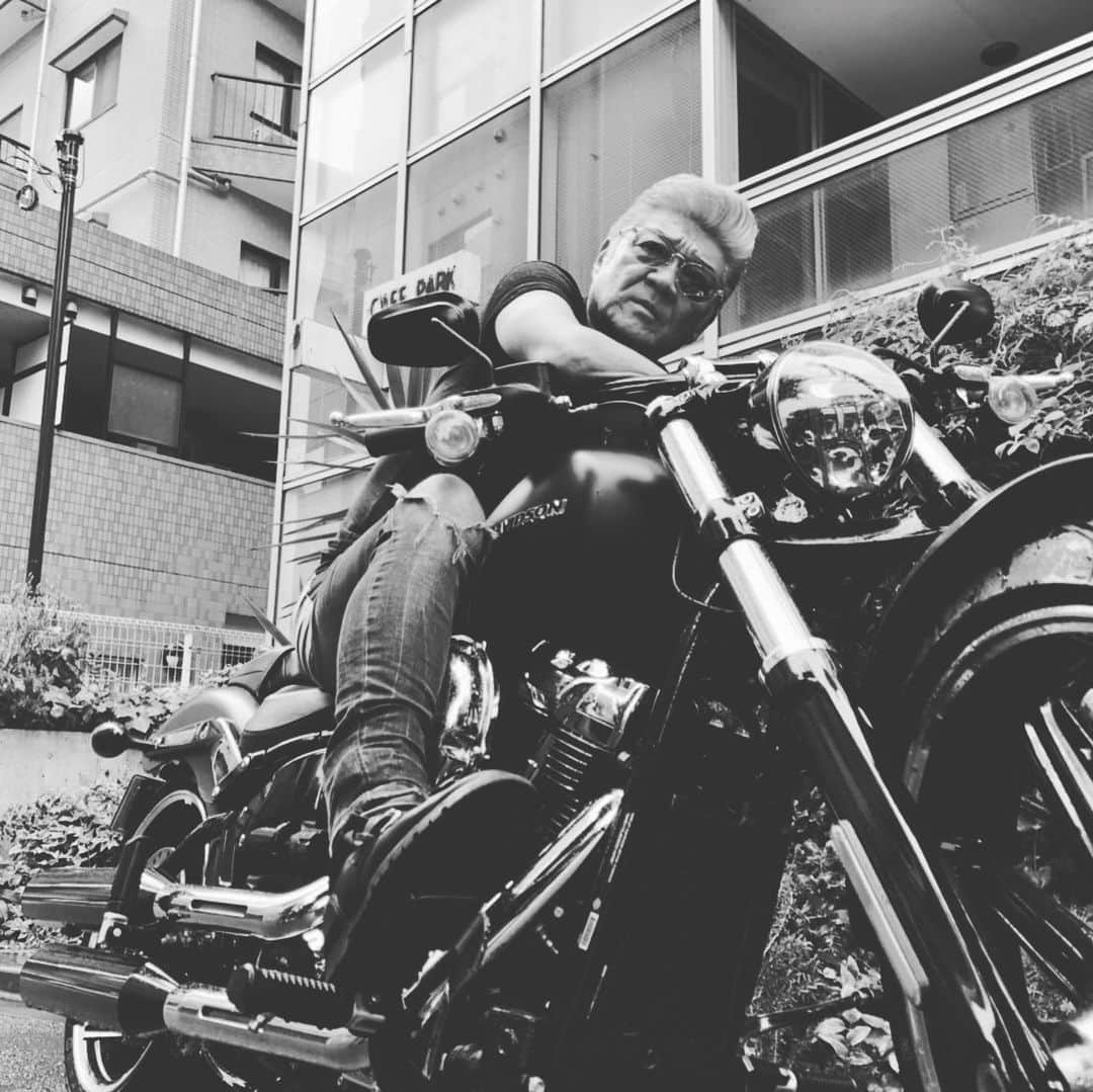 小沢仁志さんのインスタグラム写真 - (小沢仁志Instagram)「本日、雑誌・グーバイク発売❗️」9月19日 18時36分 - ozawa_hitoshi