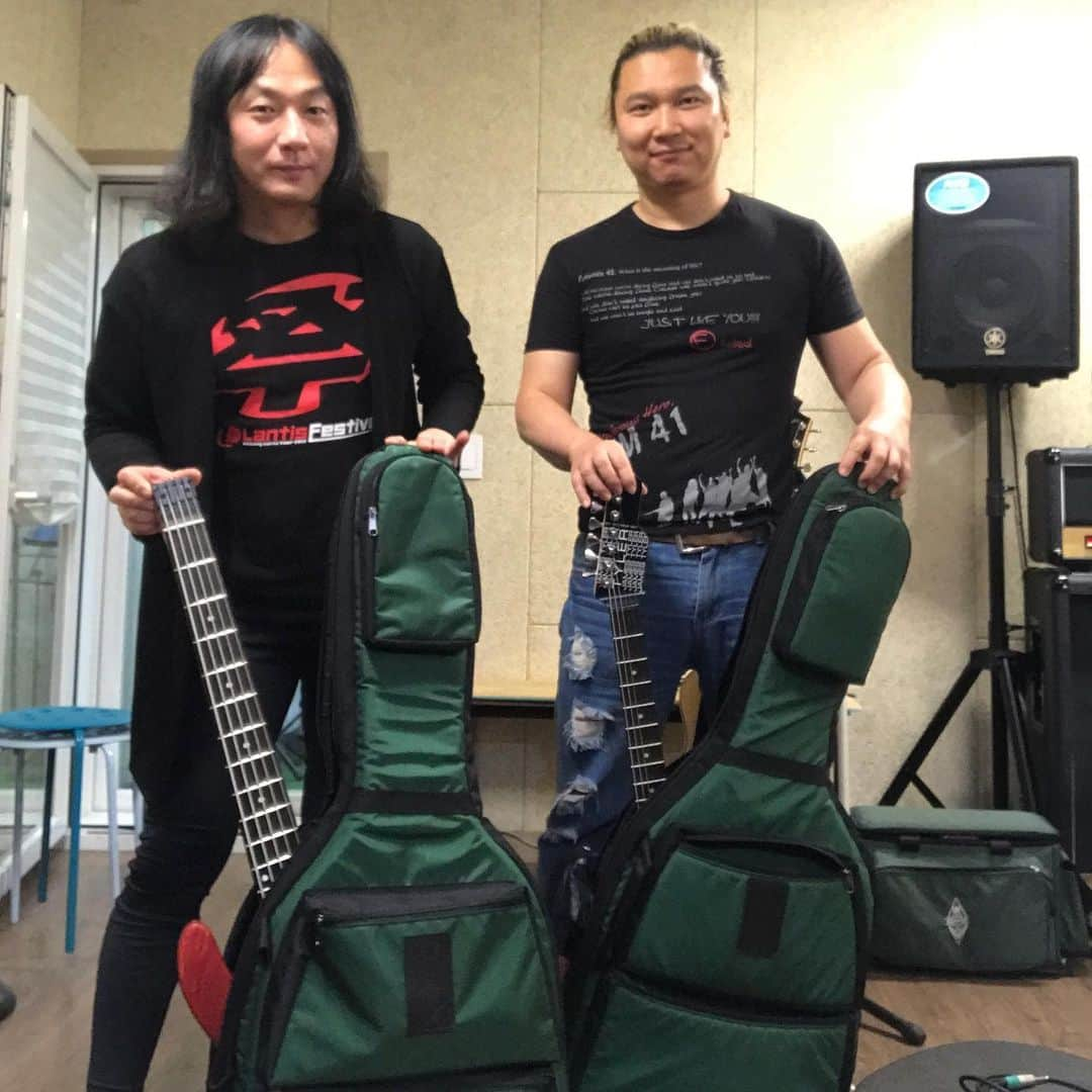 H.J.Freaksさんのインスタグラム写真 - (H.J.FreaksInstagram)「new bass gigbag(?)」9月19日 19時05分 - h.j.freaks