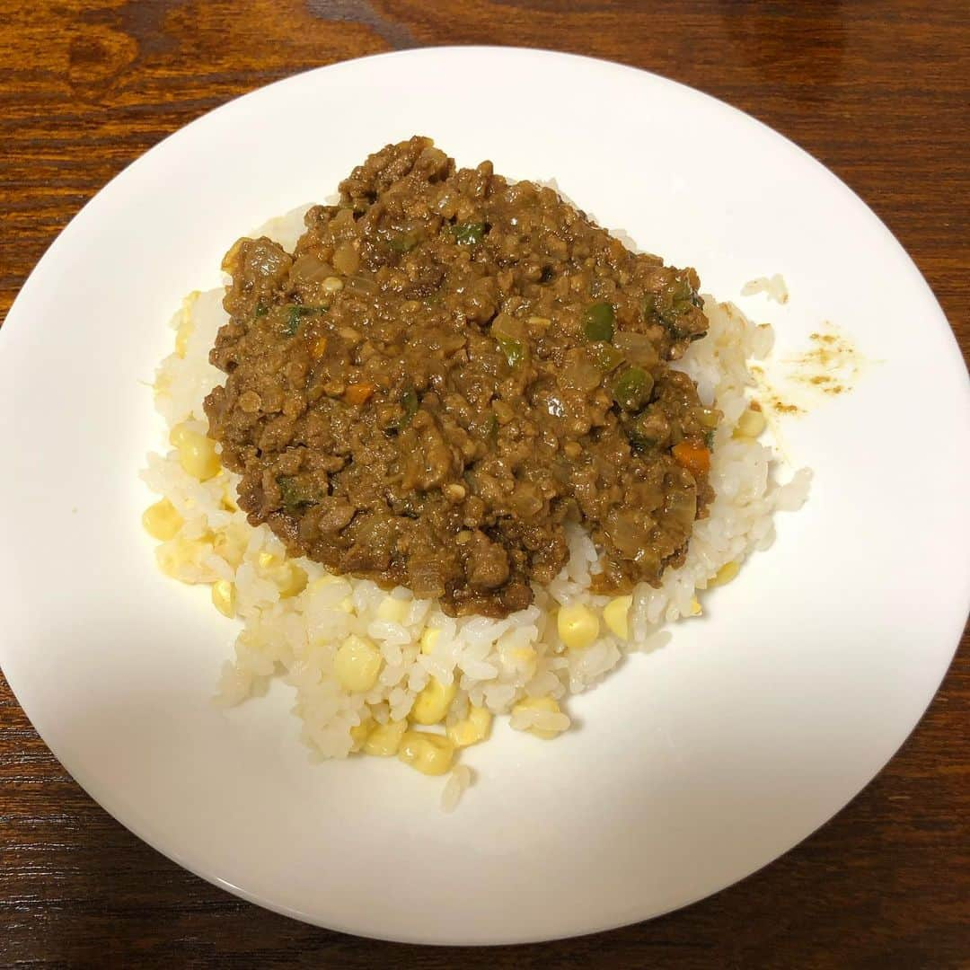 加藤順大さんのインスタグラム写真 - (加藤順大Instagram)「#nobu飯 今日はこの前のとうもろこしご飯とキーマカレー♡ #nobu飯 #晩御飯 #料理好きjリーガー」9月19日 19時56分 - nobuhiro1