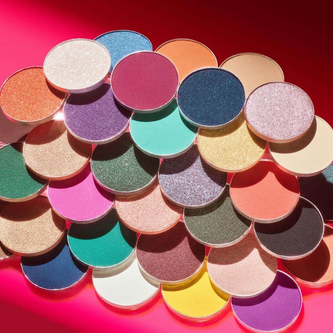 wet'n wild beautyさんのインスタグラム写真 - (wet'n wild beautyInstagram)「Affordable color that stacks up against the competition. BUY The 40 Palette. $19.99 for a limited time only. SHOP the link in the bio ↑ . . . #wetnwildbeauty #wetnwild40palette #40palette #the40palette #wetnwildpalette #rainbowpalette #affordablemakeup #drugstoremakeup #drugstoredupe #makeupdrugstore #drugstoreeyeshadow」9月20日 7時06分 - wetnwildbeauty