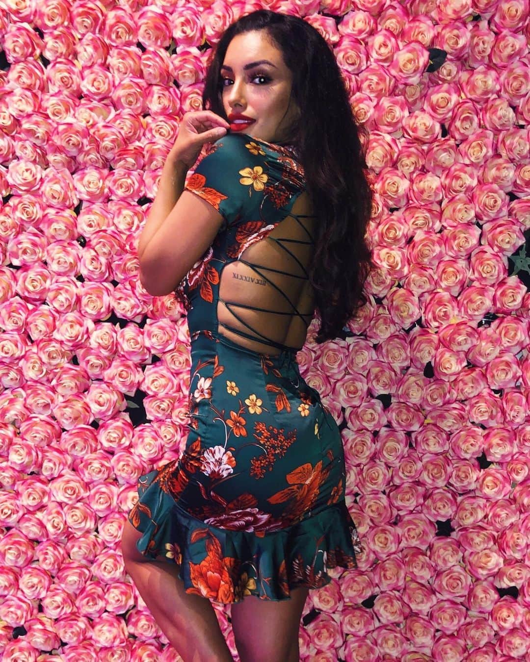 ゼリカ・シルバーのインスタグラム：「Salsa Night 💃🏽 | Everyone is telling me to post this so here 😂 didn’t love it enough to post cause it’s an iPhone pic pero whatever! #probablydeleting #plt」