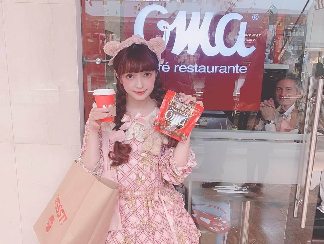 青木美沙子さんのインスタグラム写真 - (青木美沙子Instagram)「コロンビアのショッピングモール散策💓 コーヒー飲んだりハンバーガー食べたり🍔楽しかった💓」9月19日 22時05分 - misakoaoki