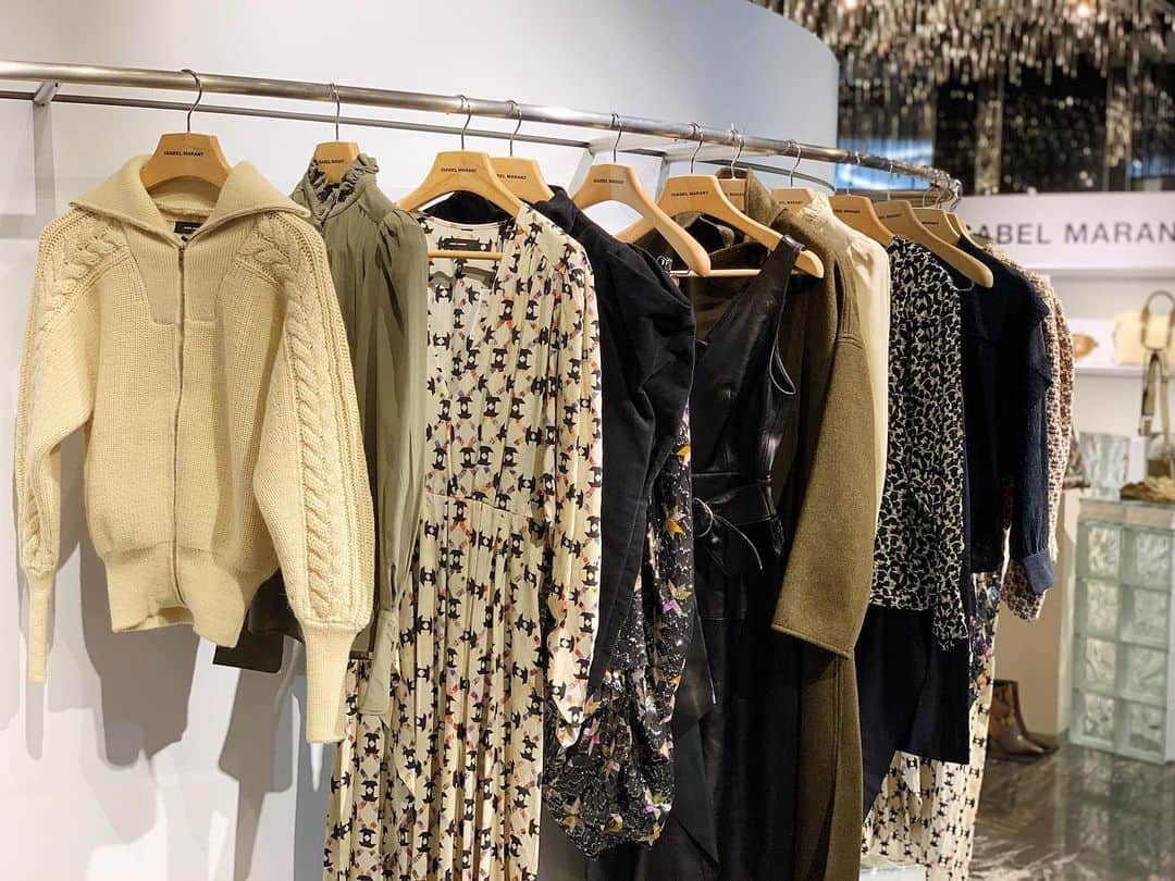ISETAN PARK netさんのインスタグラム写真 - (ISETAN PARK netInstagram)「＜イザベル マラン＞﻿ 2019秋冬コレクション ポップアップ。﻿ 毎シーズン大人気のトートバッグも数量限定先行販売✨﻿ ﻿ ＜ISABEL MARANT＞2019FW COLLECTION POP UP﻿ 2019.9.18 wed - 9.24 tue﻿ 伊勢丹新宿店本館3階＝センターパーク/プロモーション﻿ ﻿ @isabelmarant﻿ #isabelmarant #fashion #2019FW #isetan﻿ #イザベルマラン #ファッション #トートバッグ #バッグ #伊勢丹限定 #伊勢丹先行発売 #新宿 #伊勢丹 #新宿伊勢丹 #伊勢丹新宿店」9月19日 22時19分 - isetan_shinjuku
