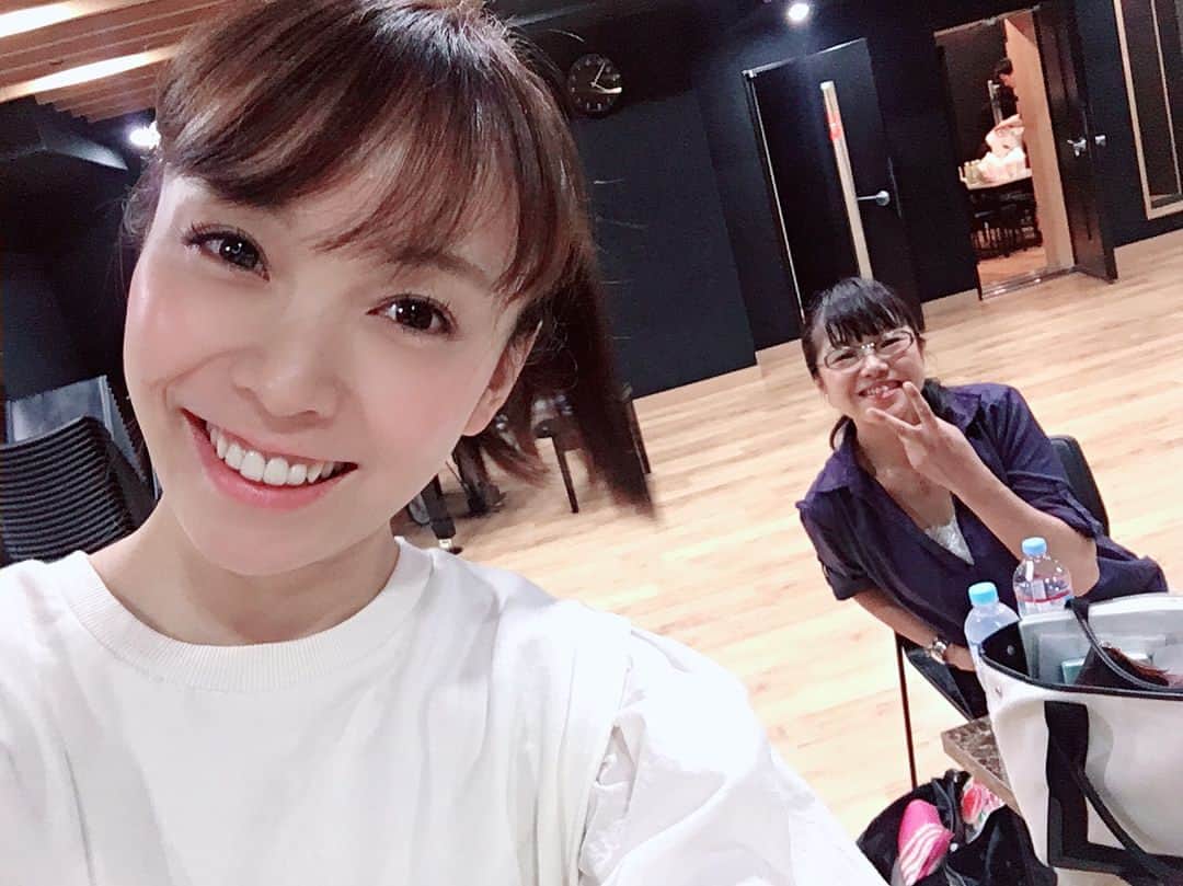 杜このみのインスタグラム：「リハーサルDAYでした💓 二枚目は、真剣な土生さん盗撮。笑 #どスッピンな1日  #たまには良いよね…」