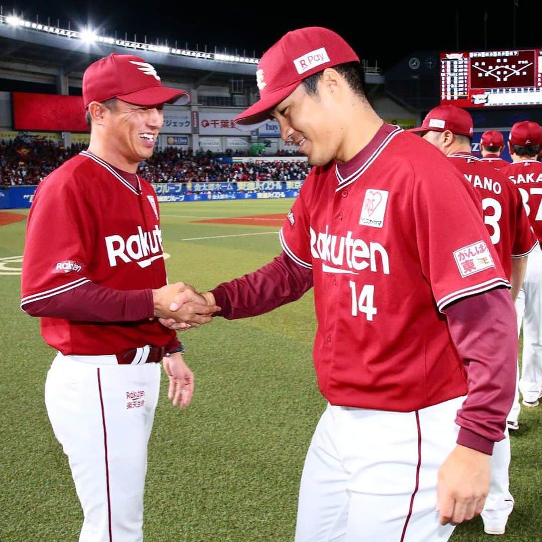 東北楽天ゴールデンイーグルスさんのインスタグラム写真 - (東北楽天ゴールデンイーグルスInstagram)「⚾️ ⚾️M 0-2 E⚾️ 則本選手が8回3安打無失点と圧巻のピッチング‼️ 打っては初回に銀次選手のタイムリーで先制すると 9回に島内選手のタイムリー3ベースで貴重な追加点👍🏼 最後は松井選手が締めて36セーブ目をあげた👑 CS争い直接対決を制し貯金1として3位に浮上✨ #rakuteneagles #RESTART #日本一の東北へ #平石洋介監督 #則本昂大 #松井裕樹 #銀次 #島内宏明」9月19日 22時14分 - rakuten_eagles