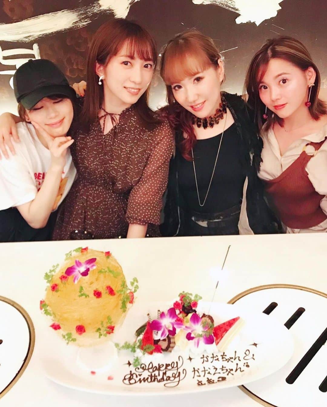 瀬口かなさんのインスタグラム写真 - (瀬口かなInstagram)「今年もクリさんにお祝いしてもらいました😍💗 誕生日が近い3人とー✨ クリさん毎年ありがとうございます🙇‍♀️ クリさん御用達のTejiさん、料理も美味しいし店員さんみんな優しくていつも来るの楽しみっ😝✨ #tejitokyo #新宿グルメ #歌舞伎町」9月19日 22時21分 - seguchikana