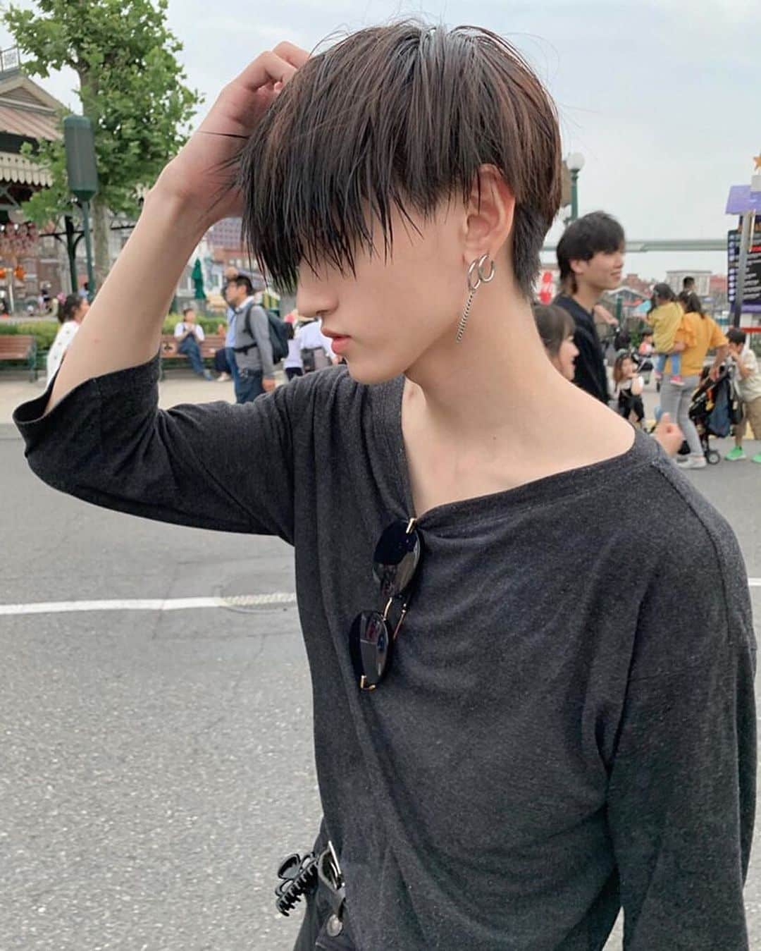 齋藤正太さんのインスタグラム写真 - (齋藤正太Instagram)「@_ciel_0  hair style  前からインスタで交流がある 関西のイケメン 前下がりのウエットヘアが めっちゃ似合います  #ulzzang #ulzzangboy #ulzzangasia #美容師 #マッシュ#メンズヘア #メンズカット#韓国好きな人と繋がりたい #パーマ#スパイラルパーマ#ツイストパーマ#防弾少年団好きな人と繋がりたい #マッシュウルフ#メンズカラー#美容師#韓国ファッション#おしゃれさんと繋がりたい #ウルフカット #ullzangboy #前下がりショート #셀카#韓国ヘア #패션#メンズパーマ」9月19日 22時34分 - signal8756