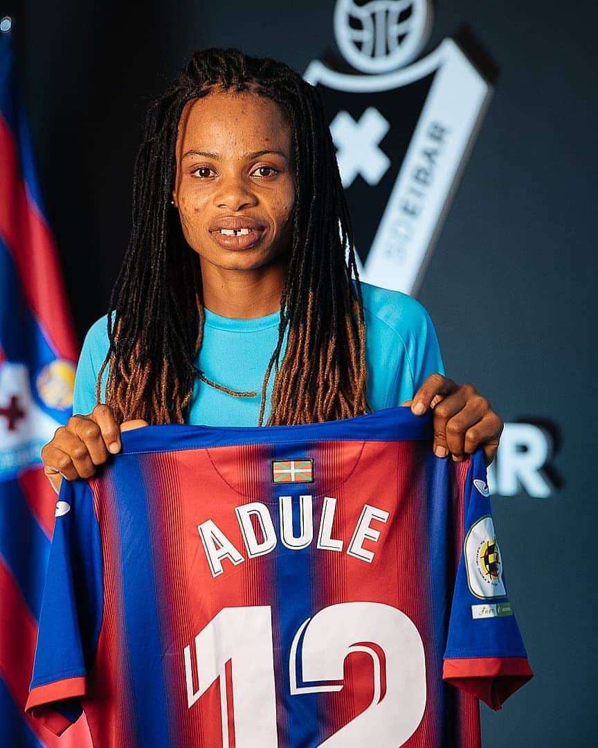 SDエイバルさんのインスタグラム写真 - (SDエイバルInstagram)「🤩 Welcome to Eibar @adulecharity! 🇳🇬 #eibarfem」9月19日 23時35分 - sdeibar