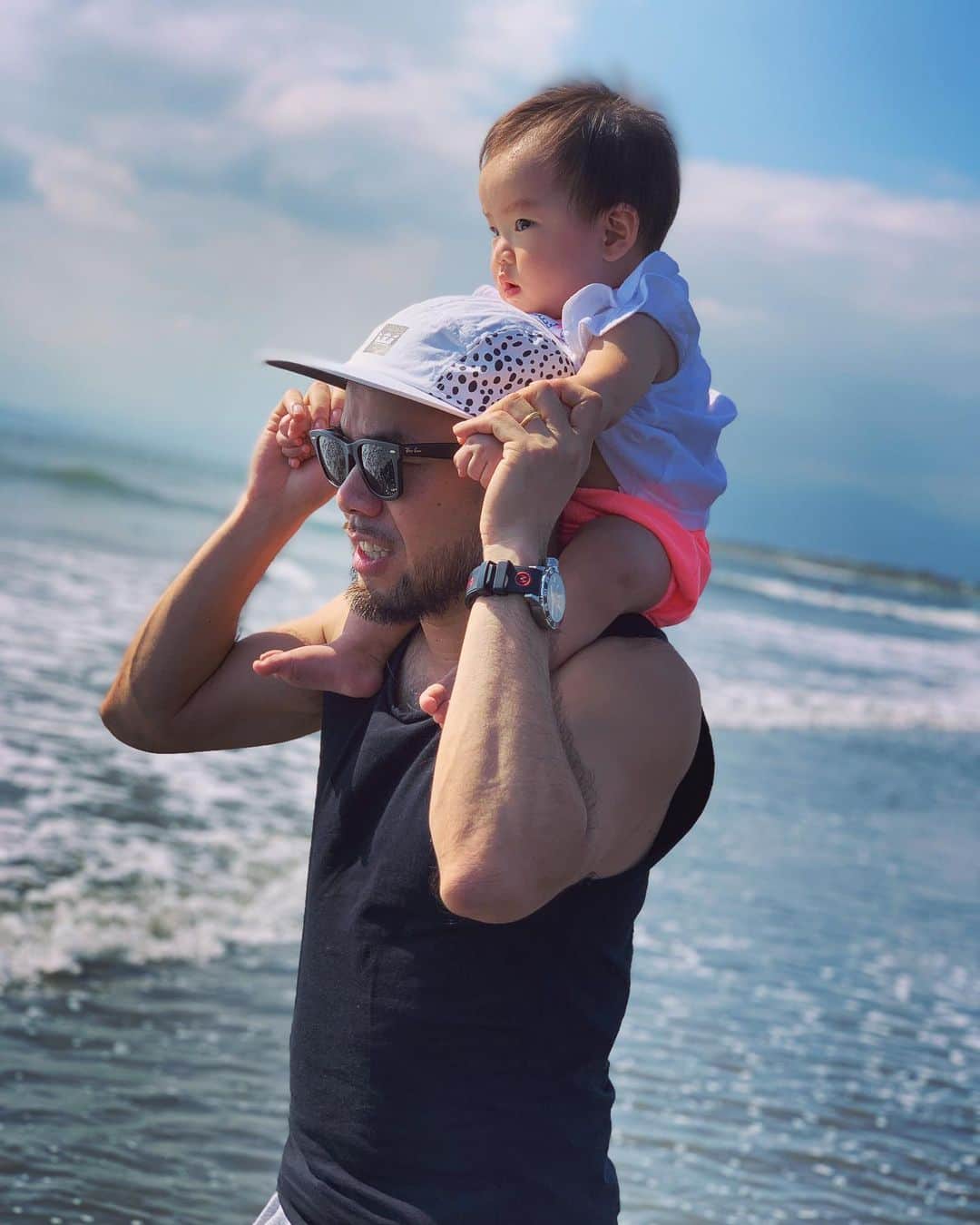 SONNYのインスタグラム：「Happy 10 months my sweet princess 😘 #BabyHirano #BabyTiana」