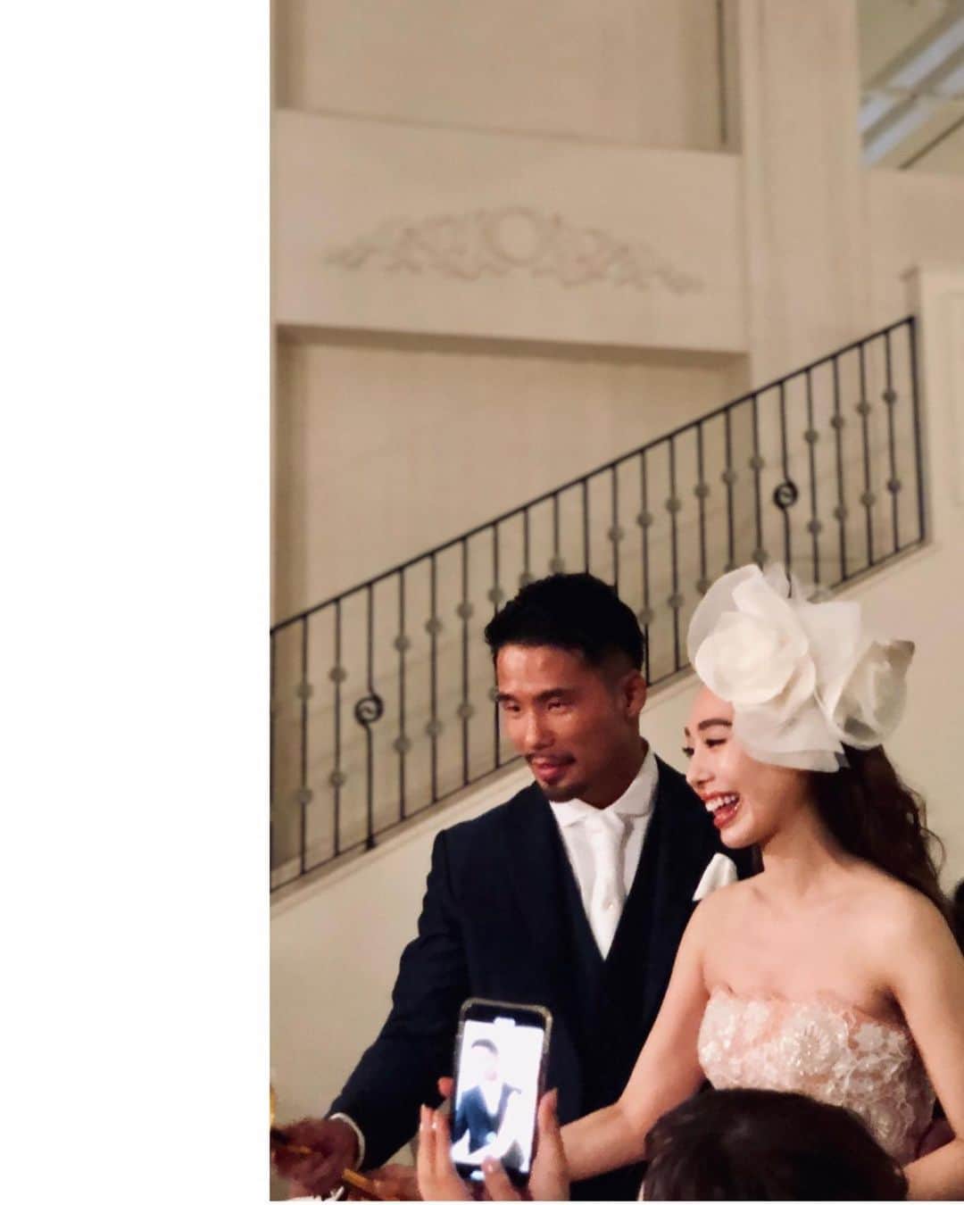 藤川沙弥さんのインスタグラム写真 - (藤川沙弥Instagram)「𝐻𝒶𝓅𝓅𝓎 𝒲𝑒𝒹𝒹𝒾𝓃𝑔𓂃𓂂𓅯﻿ ﻿ 先日、楽しみで仕方なかった﻿ 大好きな @nanase_kubo の結婚式へ💒✨﻿ ﻿ 仕事では尊敬する大先輩。﻿ プライベートでは大好きが止まらない﻿ 大切な友達です💗﻿ ﻿ 七瀬の幸せそうな満面の笑顔が沢山見れて﻿ この日は各所でひたすら泣いてました😭笑﻿ もぅうっとりするくらい綺麗すぎて輝いてて、﻿ あえて、シンプルなウェディングドレスを﻿ 着こなしていて美しかったぁ…🥺❤️﻿ 絶対見たいって話してた、﻿ 七瀬のマーメイドドレス姿も最高。🧜🏻‍♀️✨😍﻿ ﻿ この日は一日中、﻿ 皆が幸せな空気に包まれてたなぁ😌🌷﻿ ﻿ ﻿ 楽しい彼と最高にハッピーな家庭を作ってね💐﻿ 末永くお幸せに😍❤️❤️❤️﻿ ﻿ ﻿ メモに文を書き出してたら、びっくりするくらい﻿ めちゃくちゃ長文になっちゃったから﻿ それはまた個人的に伝えよう🕊📮﻿ ﻿ ﻿」9月19日 23時59分 - s_a_y_a_p_i