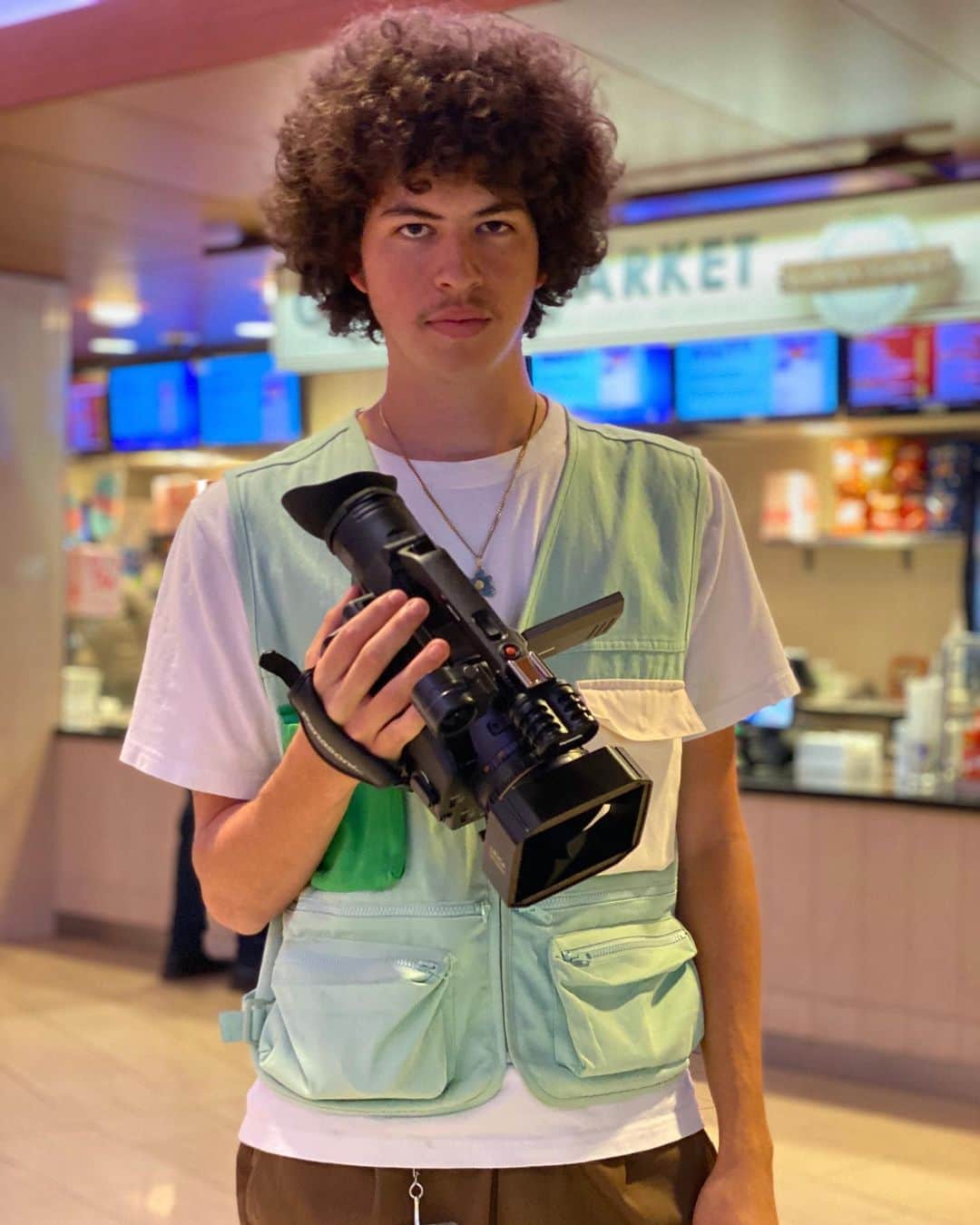 GQさんのインスタグラム写真 - (GQInstagram)「We sent GQ’s real style correspondent Mordechai Rubinstein (AKA @MisterMort) to capture fan fits at Tyler the Creator’s first-ever headlining show at Madison Square Garden. See the full gallery at the link in bio.」9月20日 0時02分 - gq