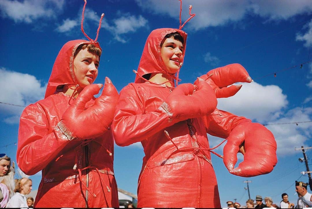 National Geographic Creativeさんのインスタグラム写真 - (National Geographic CreativeInstagram)「Photo by Luis Marden | Two girls dressed as lobsters participate in the Lobster Festival in Rockland, Maine. This image was originally published in the September 1952 magazine. #ThrowBackThursday #Maine #Lobster」9月20日 0時17分 - natgeointhefield