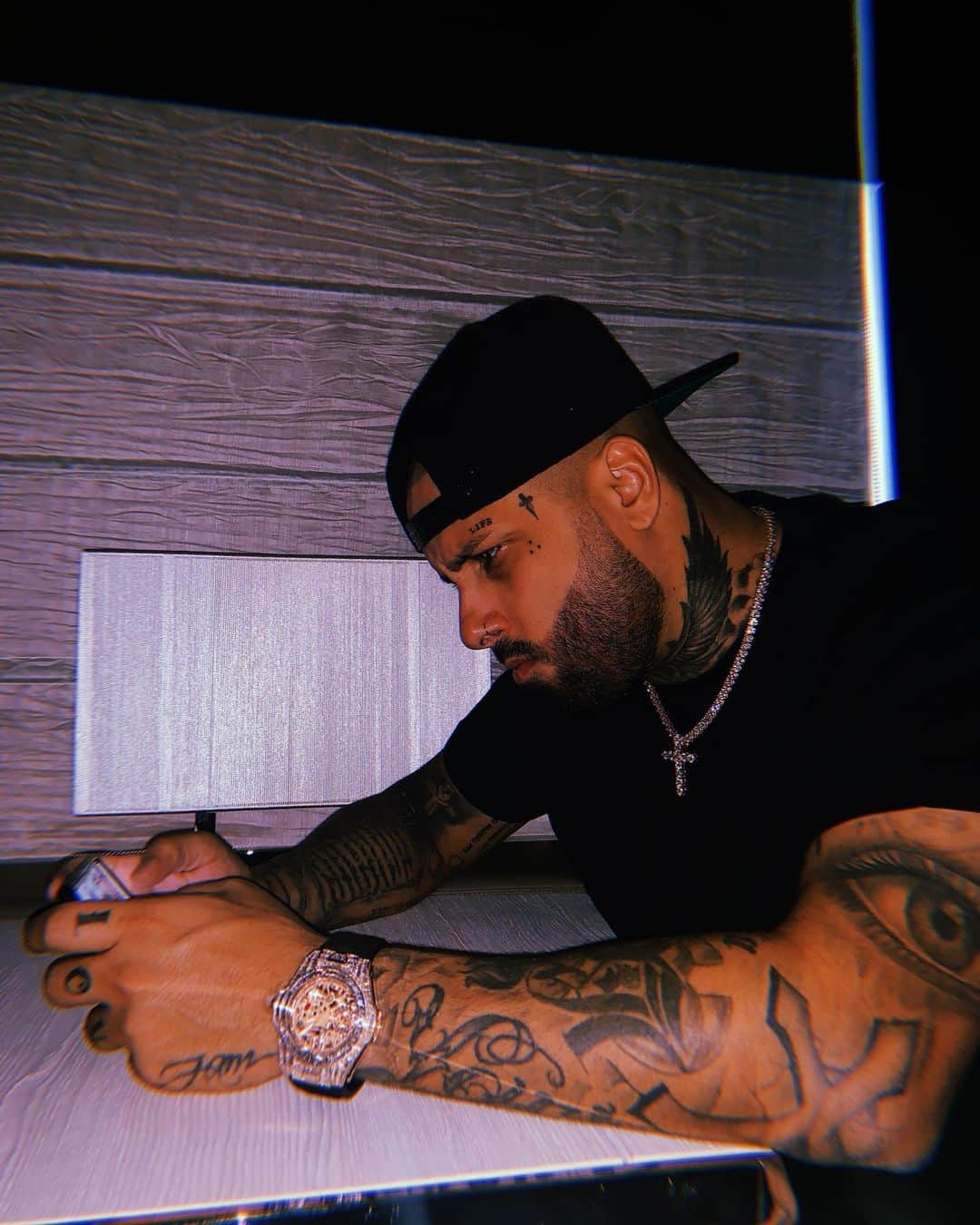 NICKY JAMさんのインスタグラム写真 - (NICKY JAMInstagram)「Work mode」9月20日 0時32分 - nickyjam