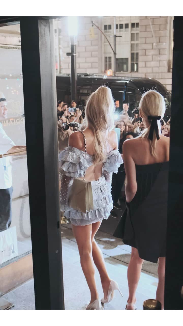 Saks Fifth Avenueのインスタグラム：「Part III: @NickyHilton closes #NYFW with a backstage moment at @oscardelarenta. Watch from the front row. #SaksIRL #SaksStyle」