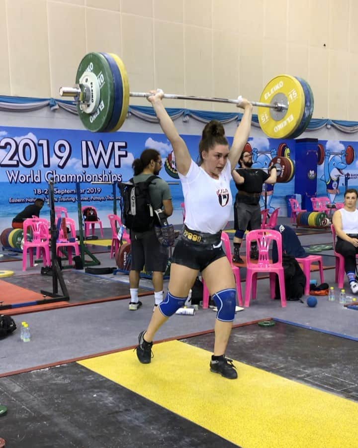マッティ・ロジャーズのインスタグラム：「Some training hall things. Never been more ready for a deload in my whoooooooole life. Rest day tomorrow, then starts the snappier things to prep for comp day on Monday!」
