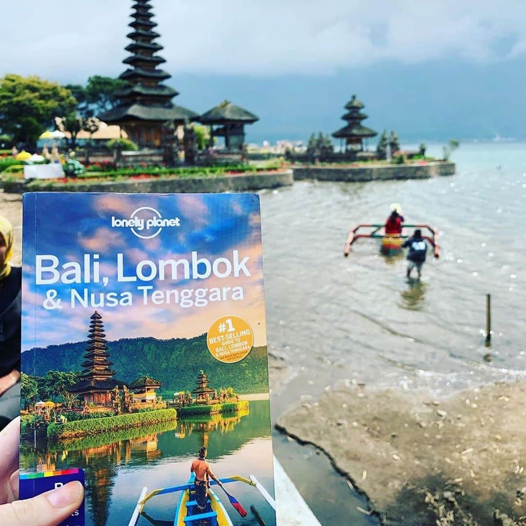 Lonely Planetのインスタグラム：「This week’s #mylpguide shots come from  @anniegoesaway in #indonesia, @christinabrdbch in #Cuba and @instabongi  in #nyc -- Every week we regram the best #mylpguide shots. Tag yours for a potential feature!」