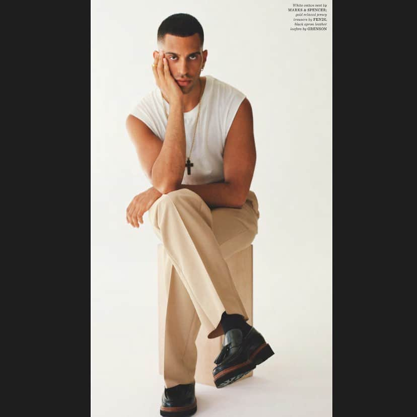 グレンソンさんのインスタグラム写真 - (グレンソンInstagram)「Thank you  @thegqstyle @mahmood wearing Booker in Black  Styled  by @elgarjohnson Photographer @sharifhamza Grooming @jodytaylorhair Production @ko_collective  #grensonshoes #grenson #gqstyle #newseason #thegoodshoe #peopleingrenson」9月20日 1時57分 - grensonshoes