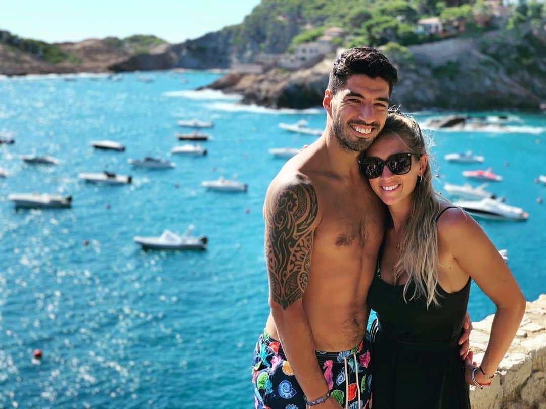 ソフィア・バルビのインスタグラム：「amore! ❤️」