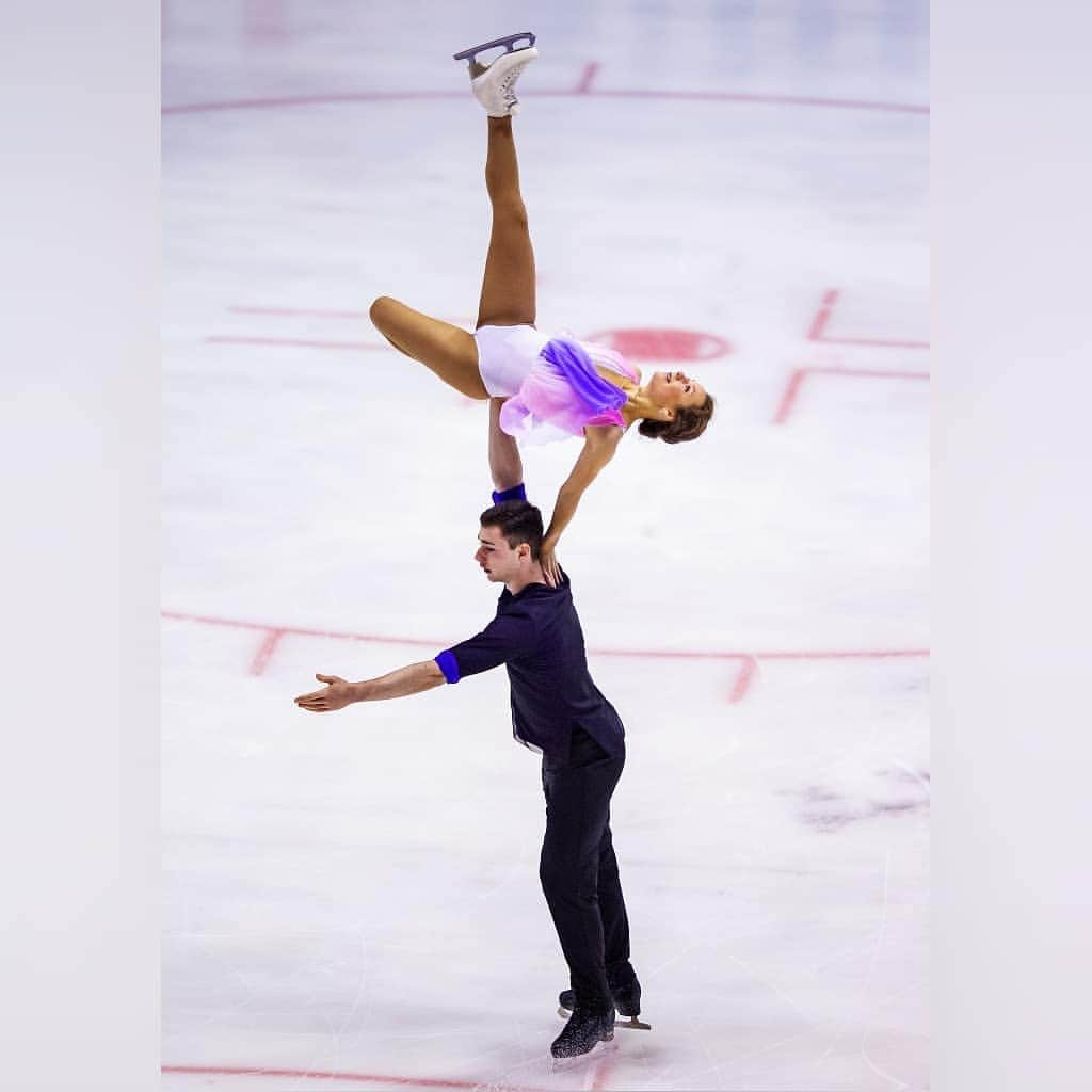 ISUグランプリシリーズさんのインスタグラム写真 - (ISUグランプリシリーズInstagram)「🔢 Junior Grand Prix 2019 - Baltic Cup Gdansk  Standings after the Pairs Short Program:  1⃣  @panfilova__a.s / @rylov.d 🇷🇺 - 2⃣  @kate_finster14 / @nagybalu 🇺🇸 - 3⃣ @anni_kamaria / Robert Kunkel 🇩🇪 --- #⃣ #JGPFigure #FigureSkating 📸: @jmfotoz」9月20日 2時52分 - isufigureskating_x