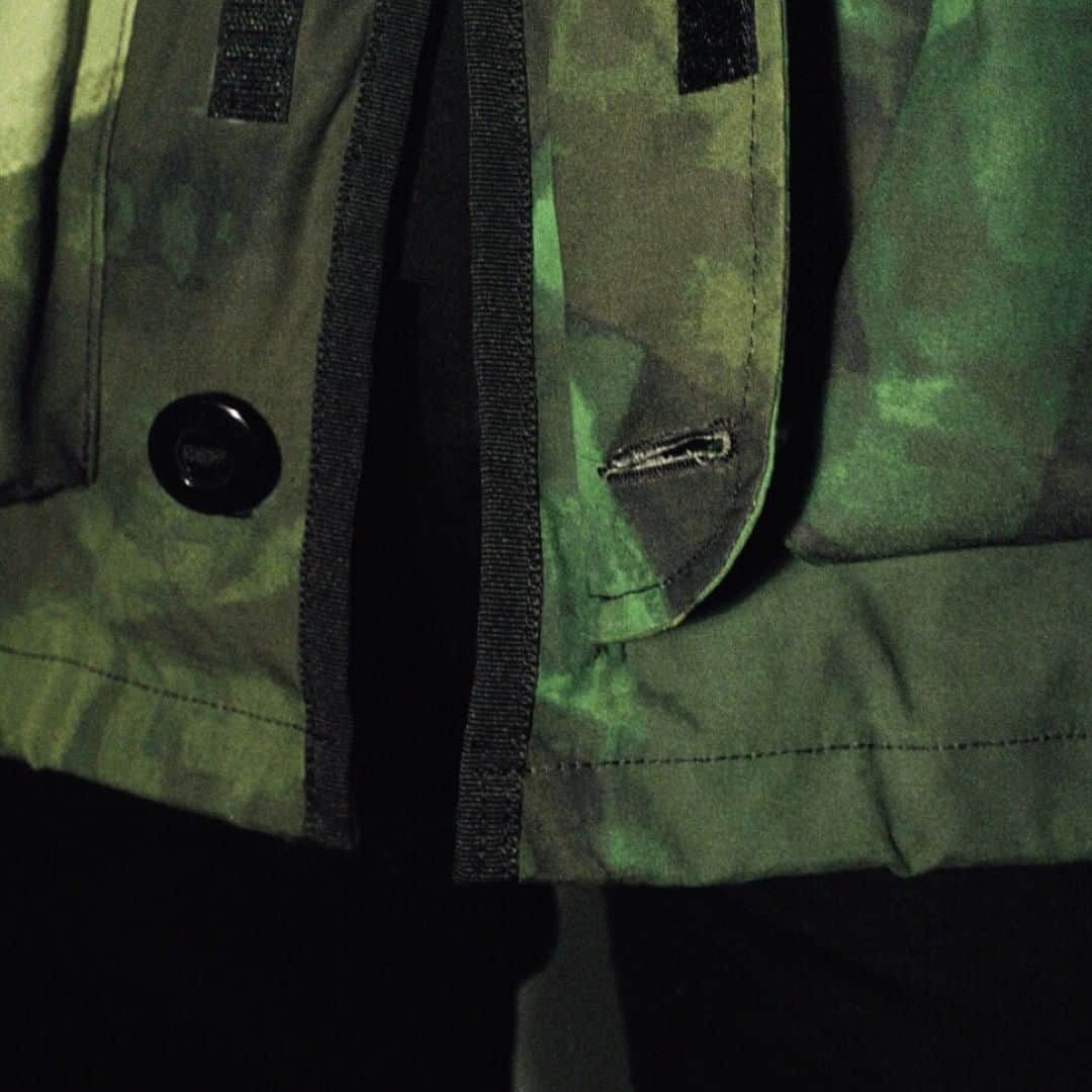 ラグ&ボーンのインスタグラム：「Two veterans of style and quality. One tactical collection. #ragandboneXArkAir」