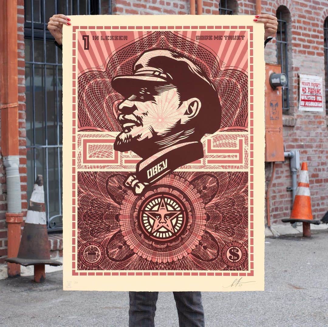Shepard Faireyのインスタグラム：「LESSER GODS: LENIN, MAO, AND NIXON PRINTS AVAILABLE TUESDAY, SEPTEMBER 24TH!⁠⠀ LIMITED AMOUNT SOLD AS A MATCHING NUMBERED SET at 10 AM PDT for $2,000. Remaining inventory will be sold individually at 1 PM PDT that day, $900 each.⁠ Visit the link in bio for the full history behind this collection. ⠀⠀⠀⠀⠀⠀⠀⠀⠀⁣⁠⠀⁠⠀ Lesser Gods Lenin, Lesser Gods Mao, and Lesser Gods Nixon SOLD AS A MATCHING NUMBERED SET on Tuesday, September 24th @ 10 AM PDT at store.obeygiant.com/collections/prints for $2,000. Remaining inventory sold individually at 1 PM PDT, $900 each. Serigraph on Coventry Rag, 100% Cotton Custom Archival Paper with hand-deckled edges. 30 x 41 inches. Signed by Shepard Fairey. Numbered edition of 89. Comes with a certificate of authenticity. Max order: 1 per customer/household. *Orders are not guaranteed as demand is high and inventory is limited.* Multiple orders will be refunded. International customers are responsible for import fees due upon delivery.⁣ ALL SALES FINAL.」