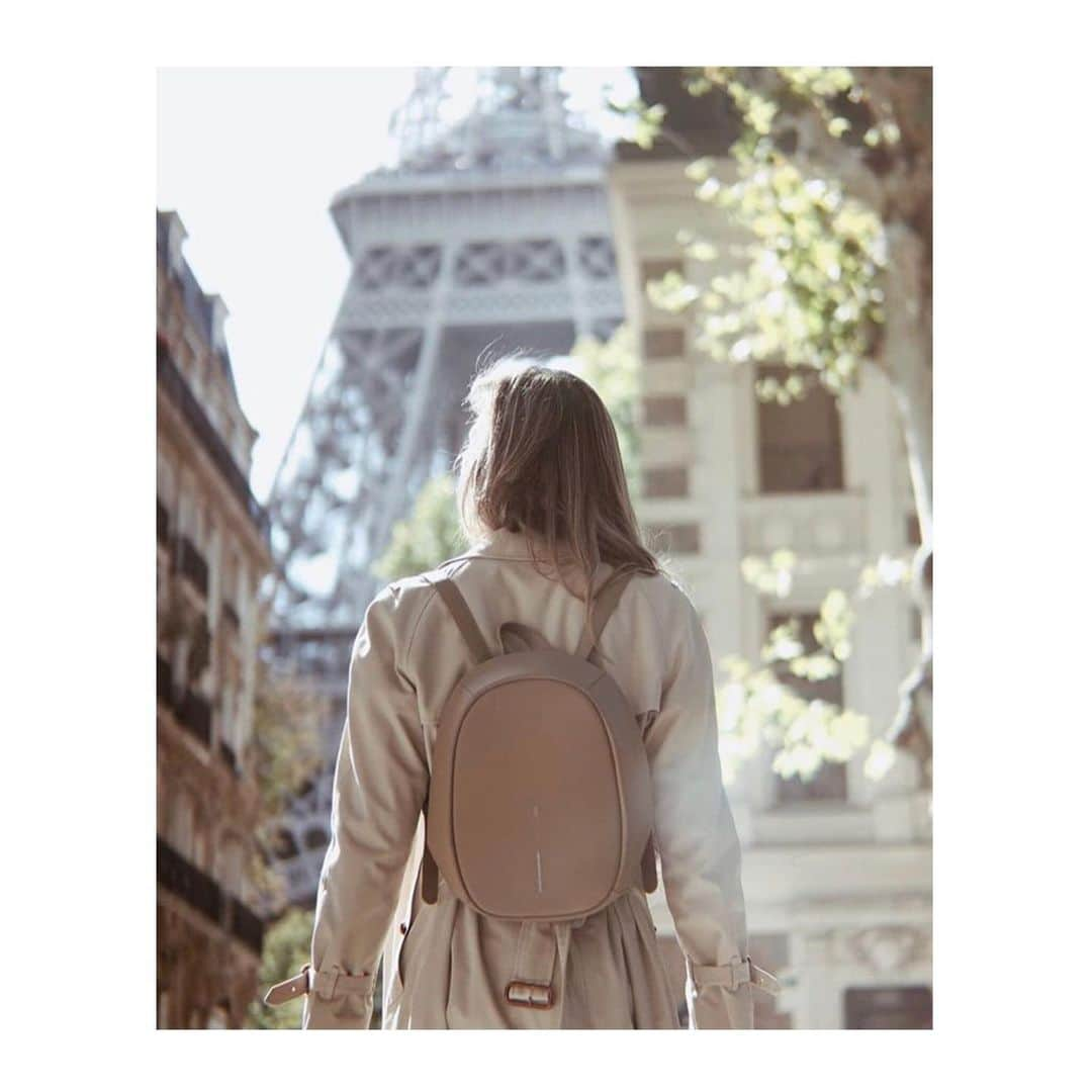 XD Designさんのインスタグラム写真 - (XD DesignInstagram)「Rowan aka @redreidinghood took her Elle Fashion backpack to #paris 😍 — “Fortunately this backpack allowed me to walk around Paris worry-free” 💕 ⠀⠀⠀⠀⠀⠀⠀⠀⠀ ⠀⠀⠀⠀⠀⠀⠀⠀⠀ ⠀⠀⠀⠀⠀⠀⠀⠀⠀ • • #xddesign #madeformodernnomads #ellefashion #xddesignbobby #antitheftbag #travelers #packandgo #travellifestyle #photooftheday #journey #globetrotter #keepexploring #modernnomad #gotyourback #travelmore #ootd #doyoutravel #thetraveltag #travelfun #globelletravels #femmetravel #adventureseekers #adventuretraveler #passportlife #wanderlust #paristravel #eiffeltower #parismood #alafrancaise」9月20日 4時15分 - xddesign