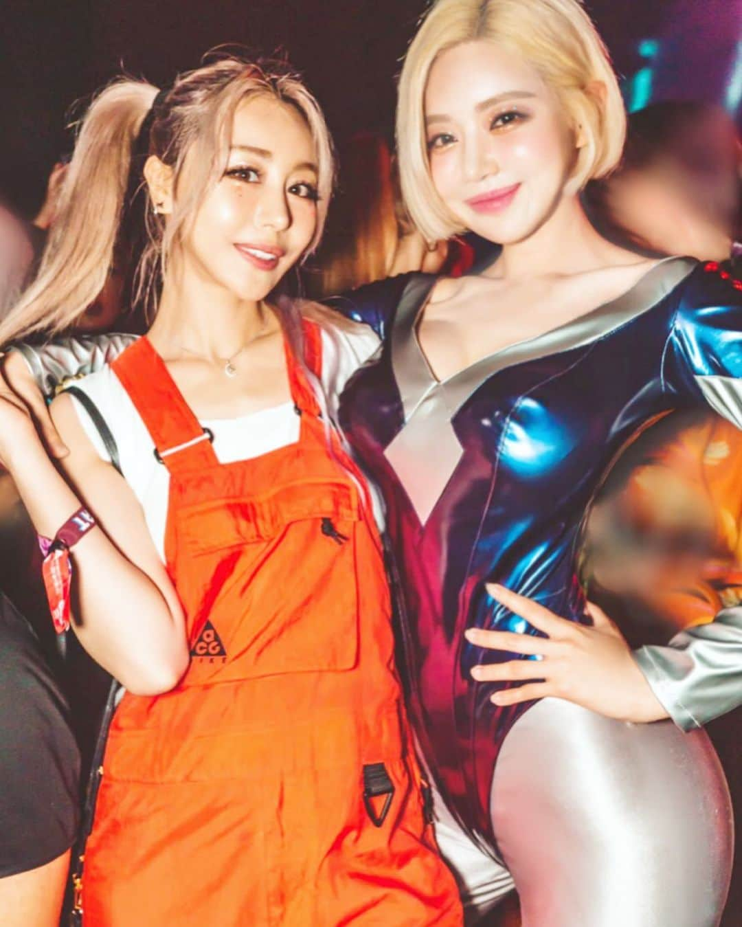 Dj Sodaさんのインスタグラム写真 - (Dj SodaInstagram)「With my babe @wengie ❤️💙. 📸 @darthmairon」9月20日 15時25分 - deejaysoda