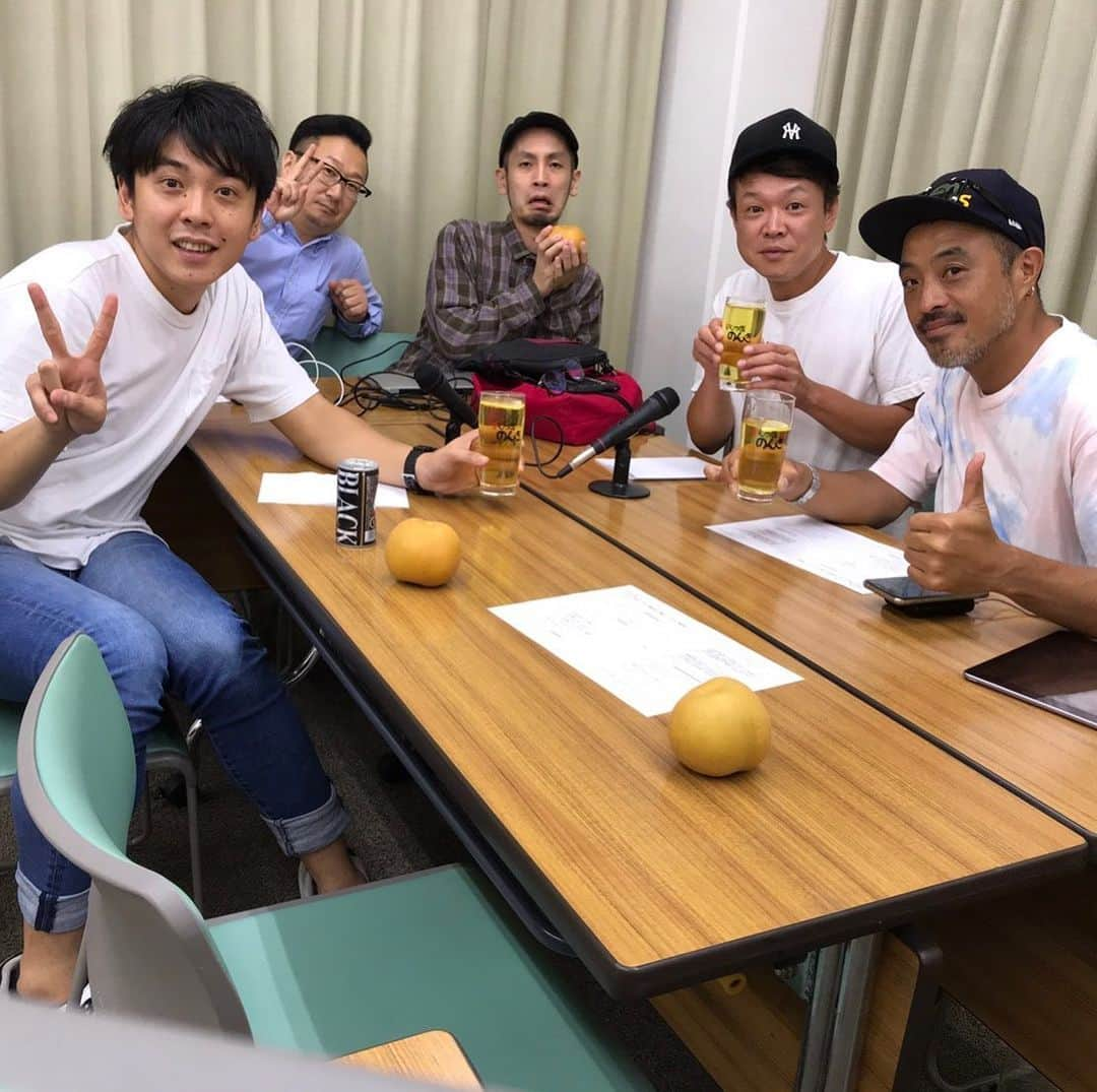 大溝清人さんのインスタグラム写真 - (大溝清人Instagram)「かつしかFM バッドボーイズ清人のそういう概念はなくて 無だよ〜  半年間やってきて 自由に遊んで 最後の収録。  来週25日で最終回！  #ラジオ #バッドボーイズ清人 #葛飾 #堀切のんき #あっちゃん #田中ちゃん #つばさ #平山さん」9月20日 7時57分 - badboys_kiyoto93