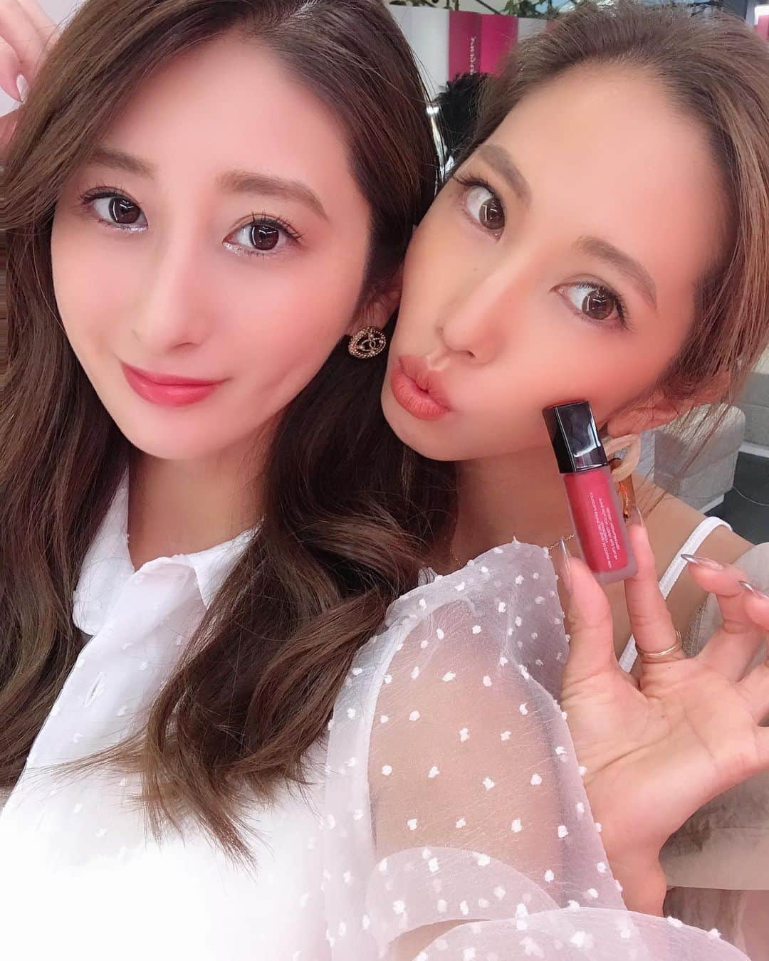 佐藤衣里子さんのインスタグラム写真 - (佐藤衣里子Instagram)「@chanel.beauty の新作のイベント行ってきたよー💄✨ 可愛いアイシャドウget💕 唇診断もあってやってみた〜💋私は生粋のロマンティストらしい🤣💋 コスメってテンションあがる🤤💖 #chanelbeauty#chanelmakeup#chanel#cosmetics#likes」9月20日 9時14分 - eriko0625