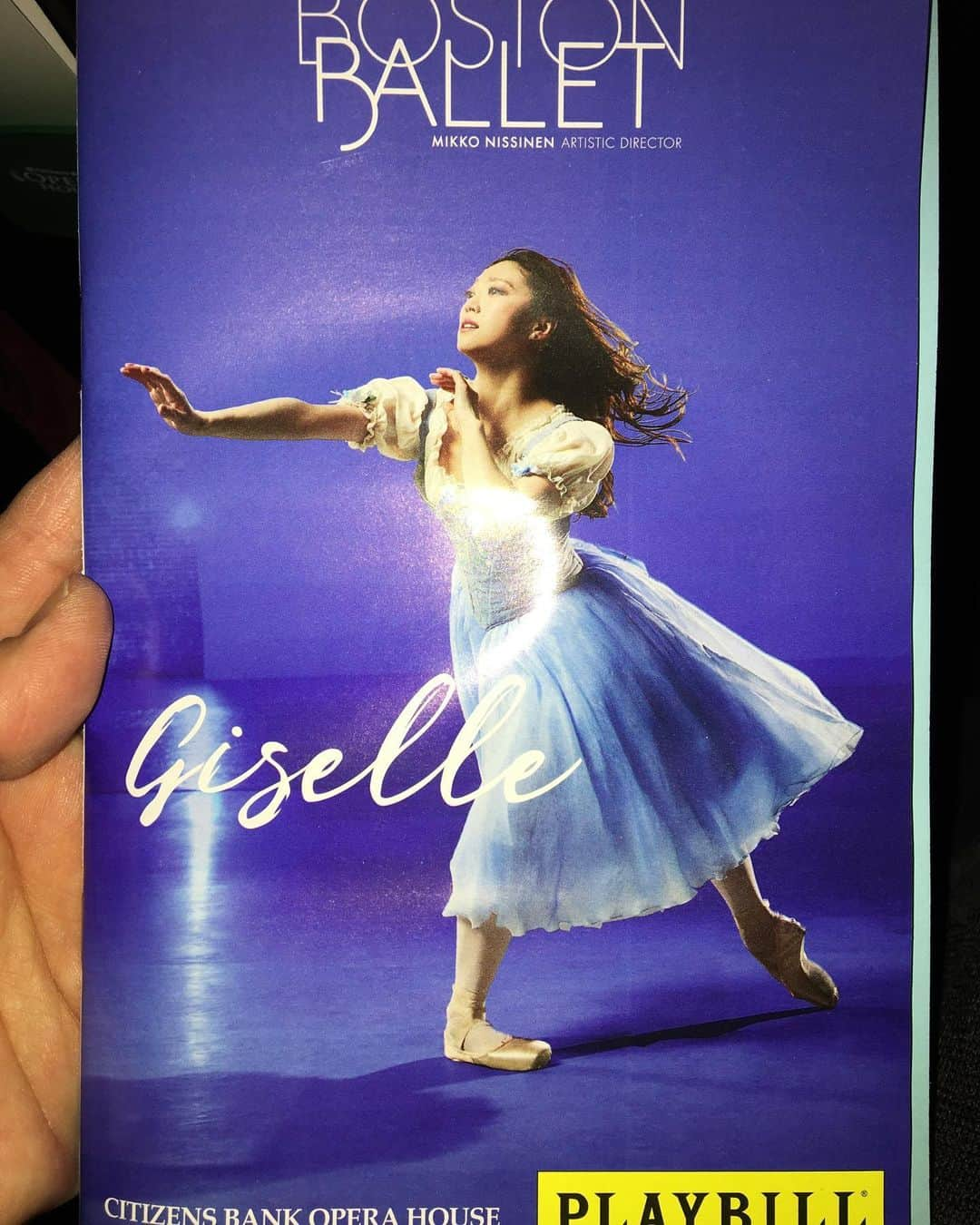 倉永美沙さんのインスタグラム写真 - (倉永美沙Instagram)「Sending Boston Ballet a Toi toi for opening night of Giselle from San Francisco 💕 今夜はボストンバレエのジゼルのオープニングナイト。サンフランシスコから成功を祈ってます🌟 #Giselle #postergirl #playbill #ballet #ballerina #ballerinalife #happy #happiness #dance #art #幸せ #バレエ #バレリーナ」9月20日 9時47分 - misakuranaga