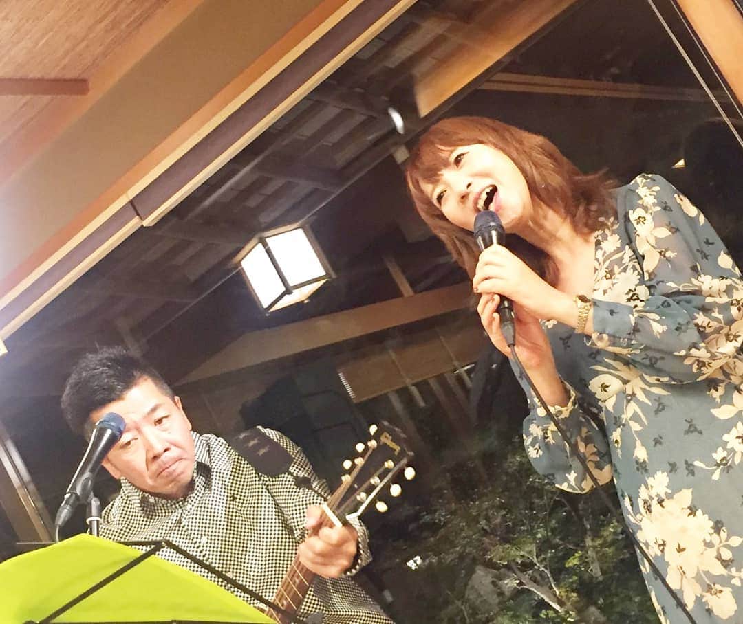 谷口キヨコさんのインスタグラム写真 - (谷口キヨコInstagram)「南禅寺の八千代さんでしもぐち☆まさみつさんディナーショウでした‼️リリホセとして１曲、そしてキヨコ的にもう１曲‼」9月20日 11時23分 - kiyokotaniguchi