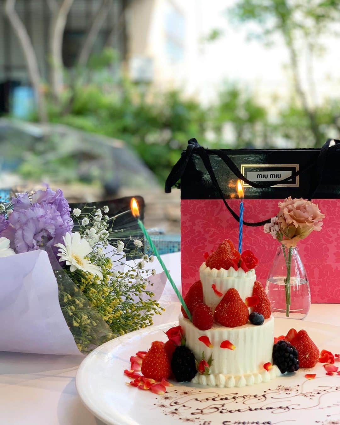 片原恵麻のグルメインスタ