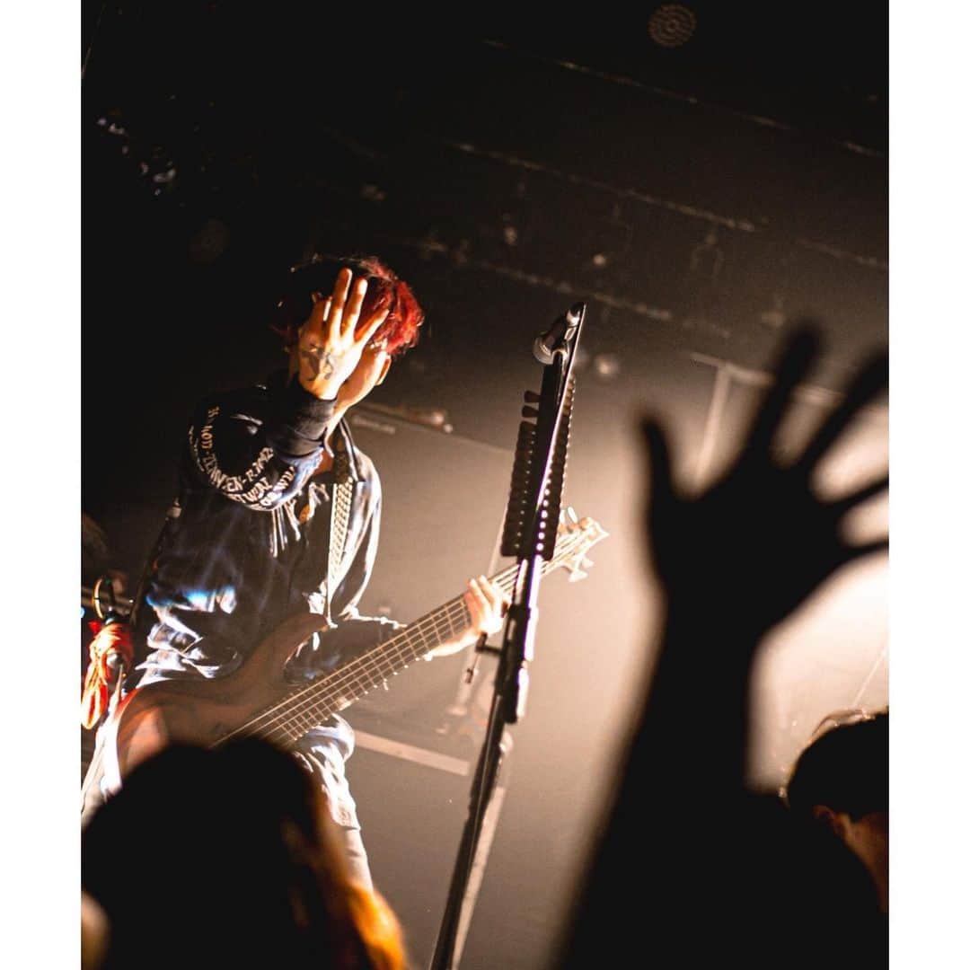 侑威地さんのインスタグラム写真 - (侑威地Instagram)「dustbox「The Awakening TOUR」@仙台MACANA  photo by @kawado_photo  #theawakeningtour #dustbox #rottengraffty」9月20日 12時12分 - yuichi_rotten